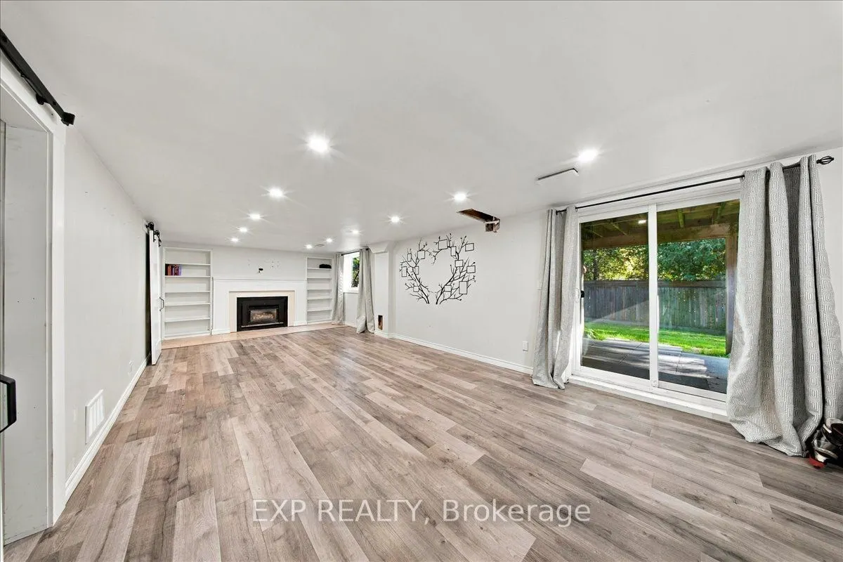 523 Brentwood Avenue