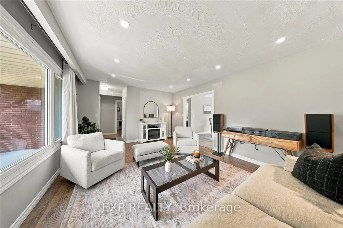 523 Brentwood Avenue