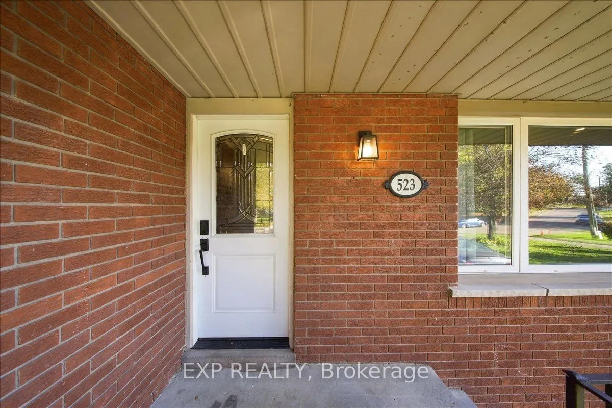 523 Brentwood Avenue