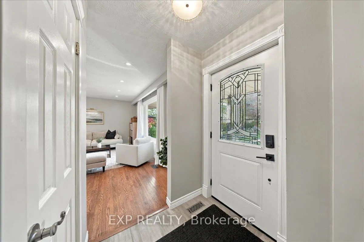 523 Brentwood Avenue