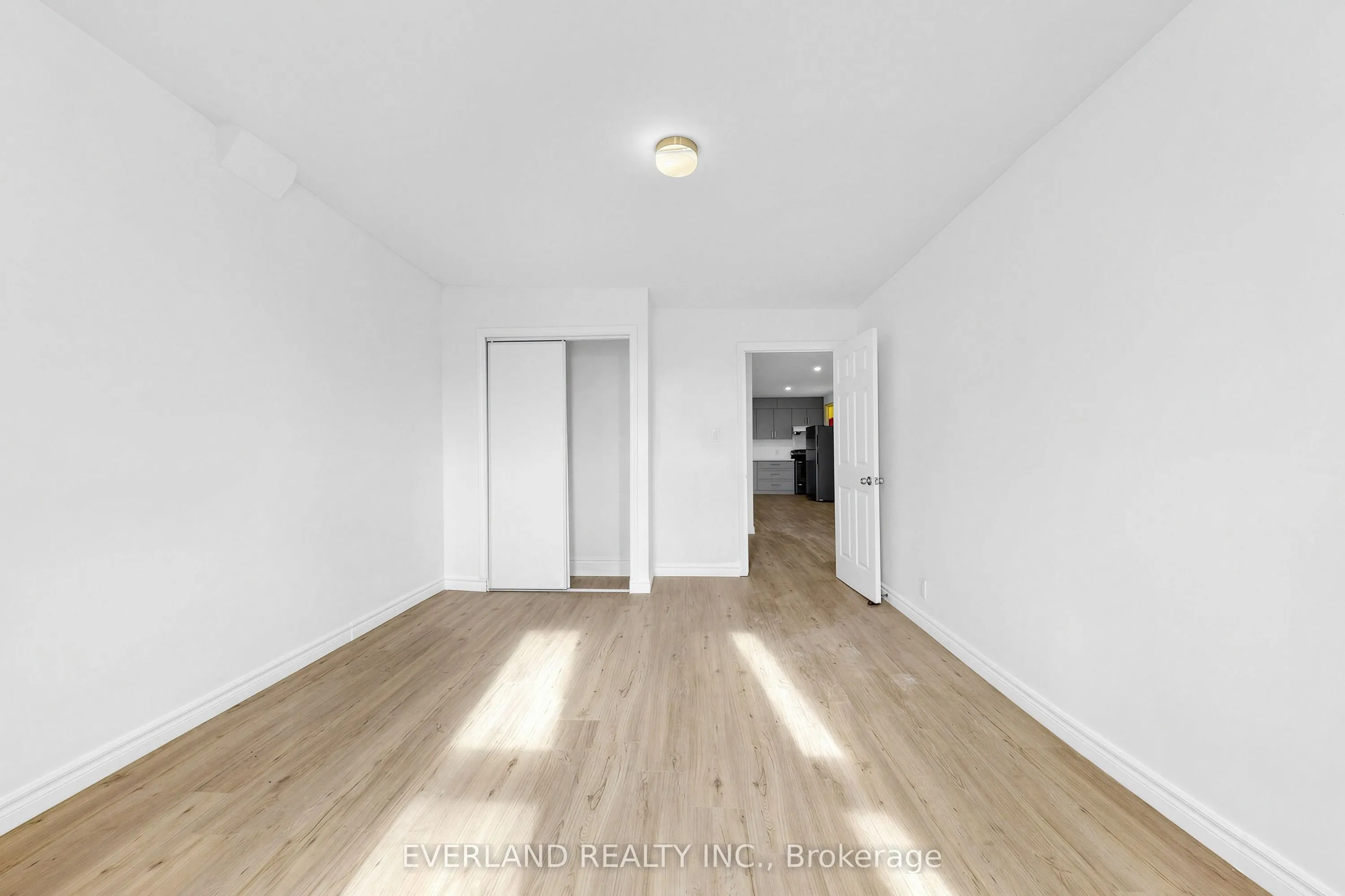 20 King Street E #A