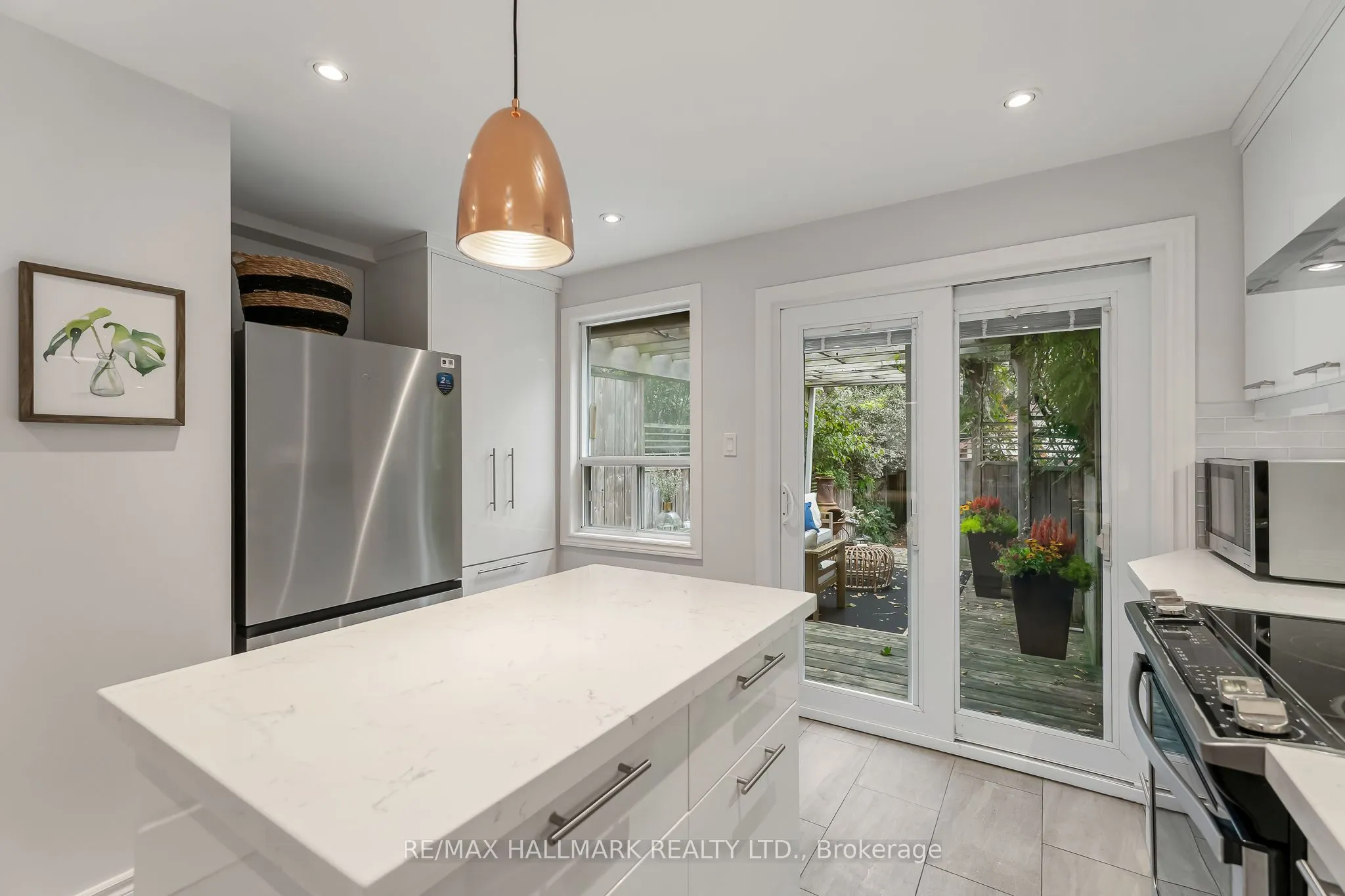 25 Northview Avenue
