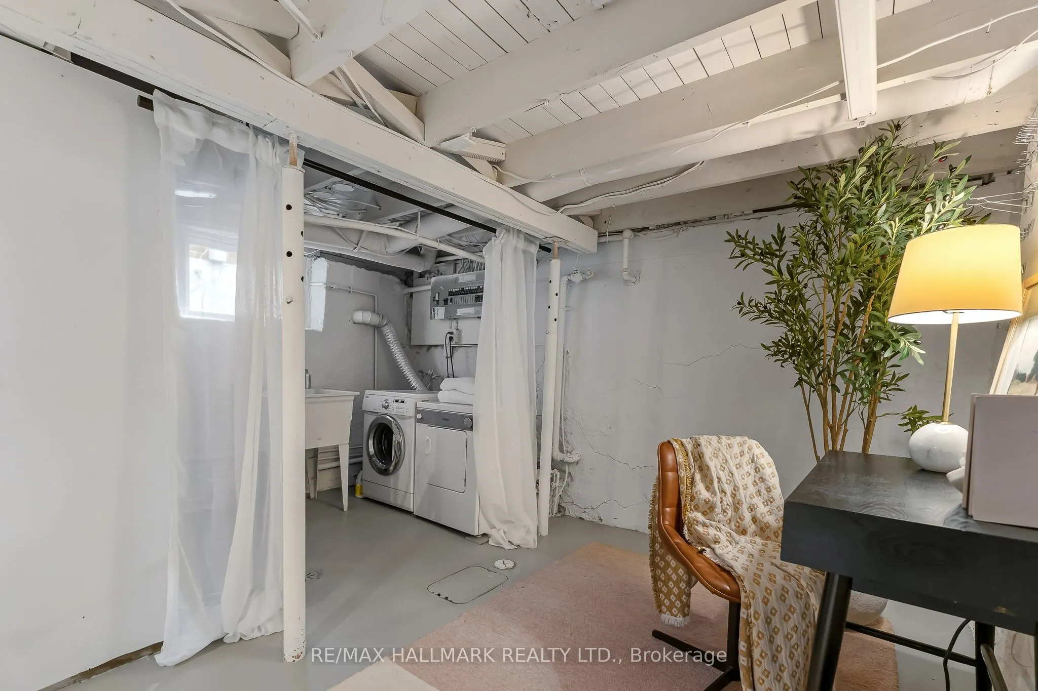 25 Northview Avenue