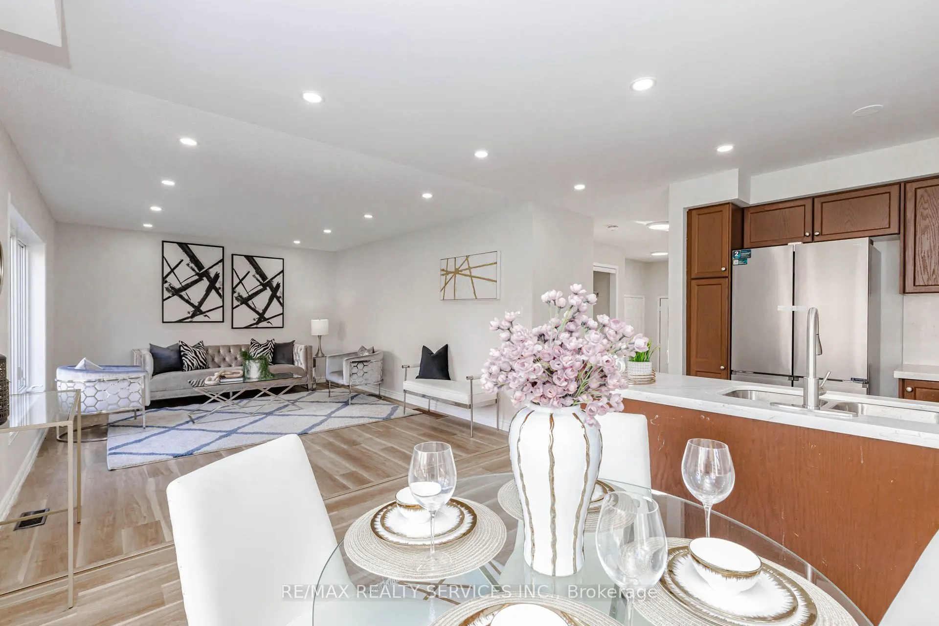 37 Skelton Crescent