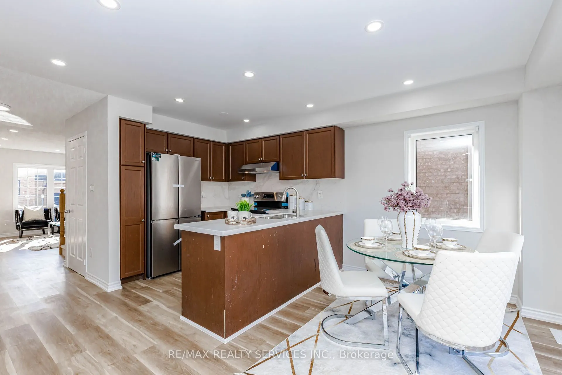 37 Skelton Crescent