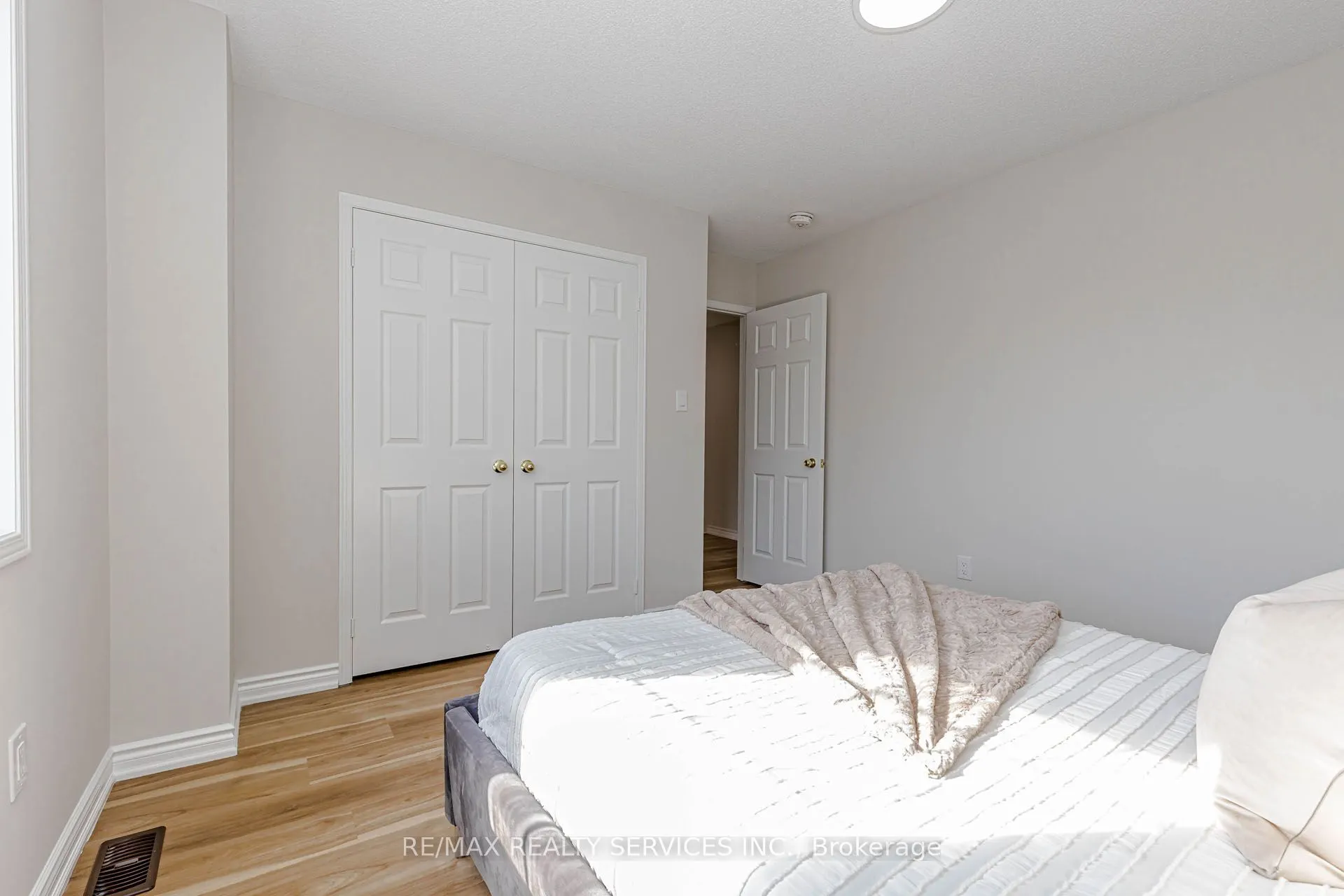 37 Skelton Crescent