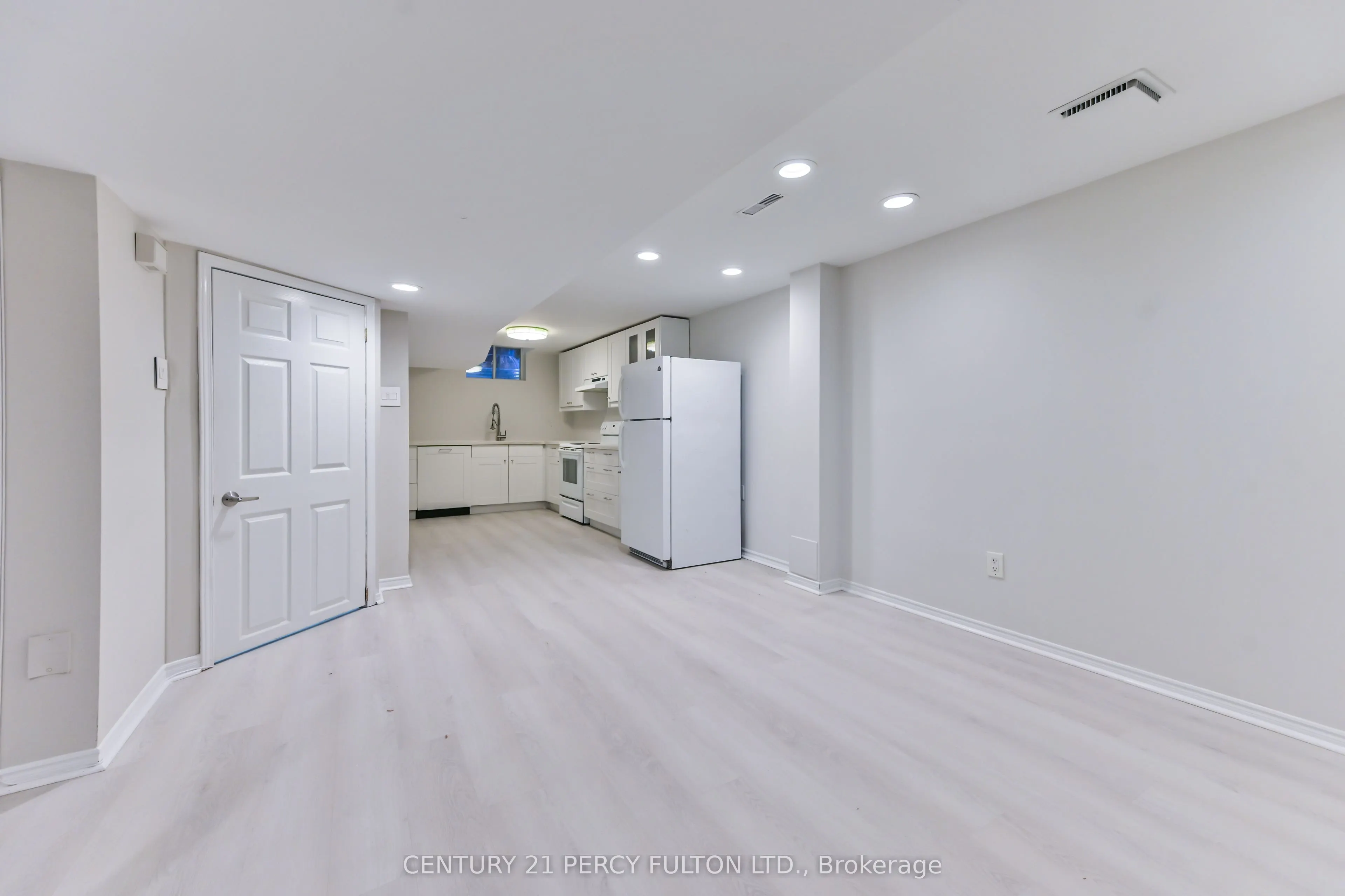 54 Chapel Park Square
