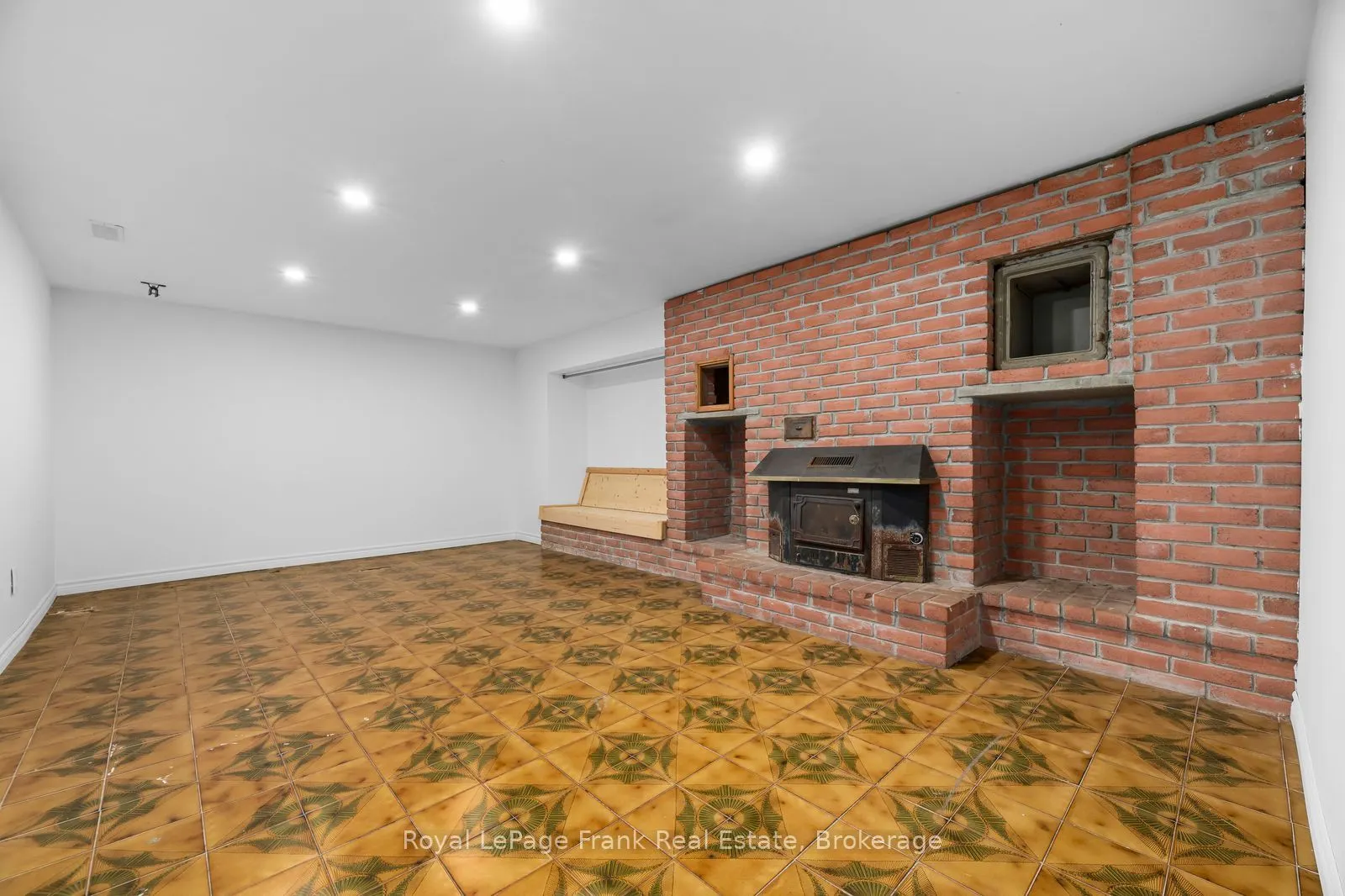 10700 Old Scugog Road #Main House