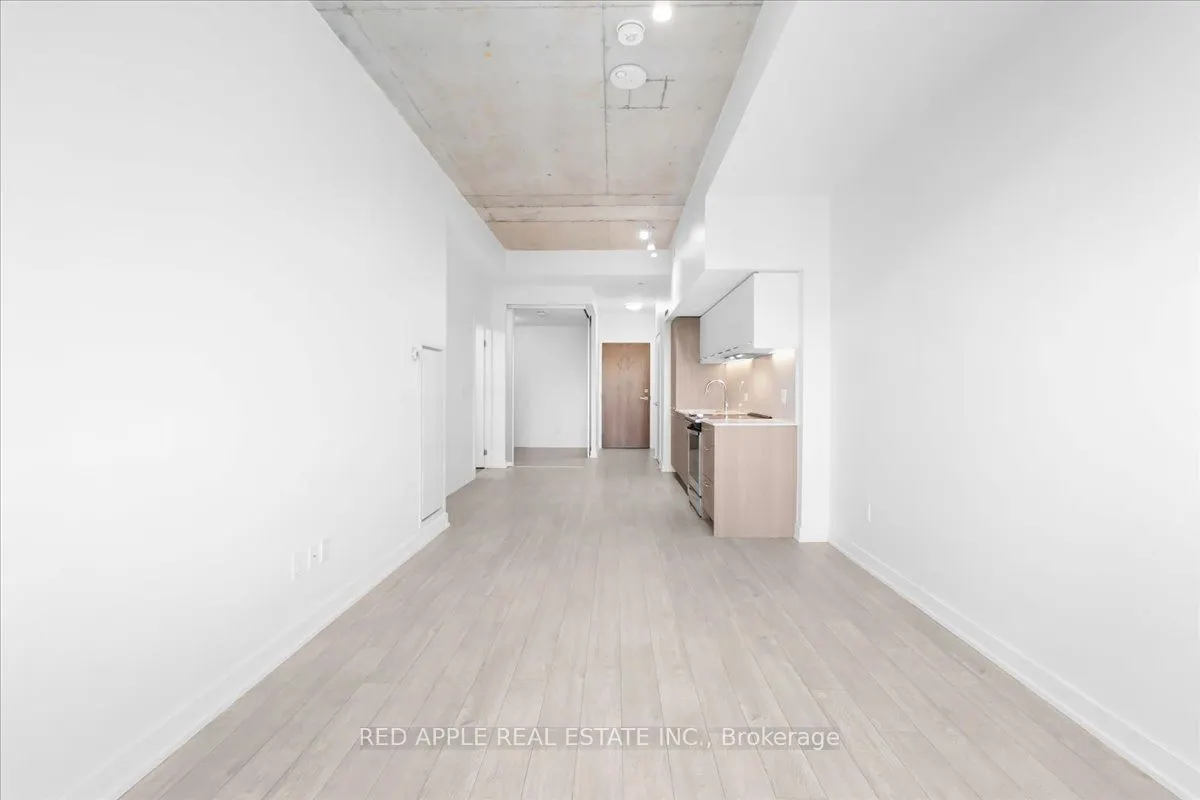 30 Baseball Place #207