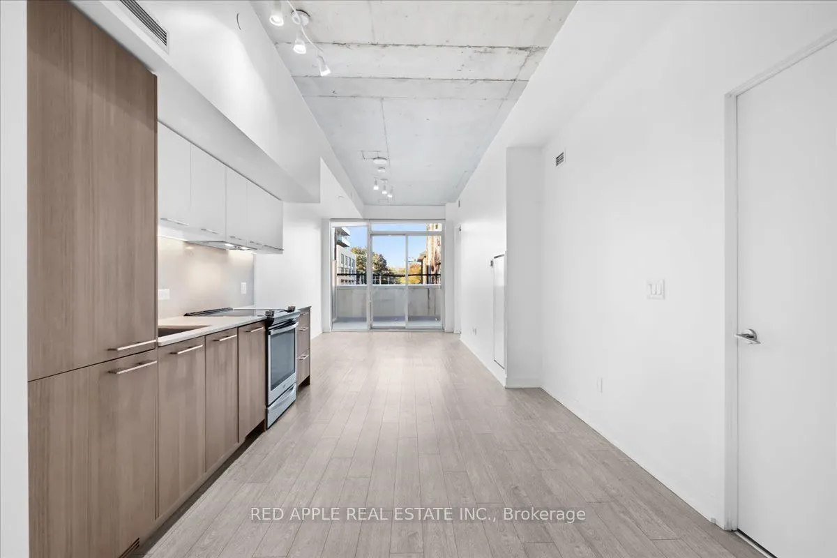 30 Baseball Place #207