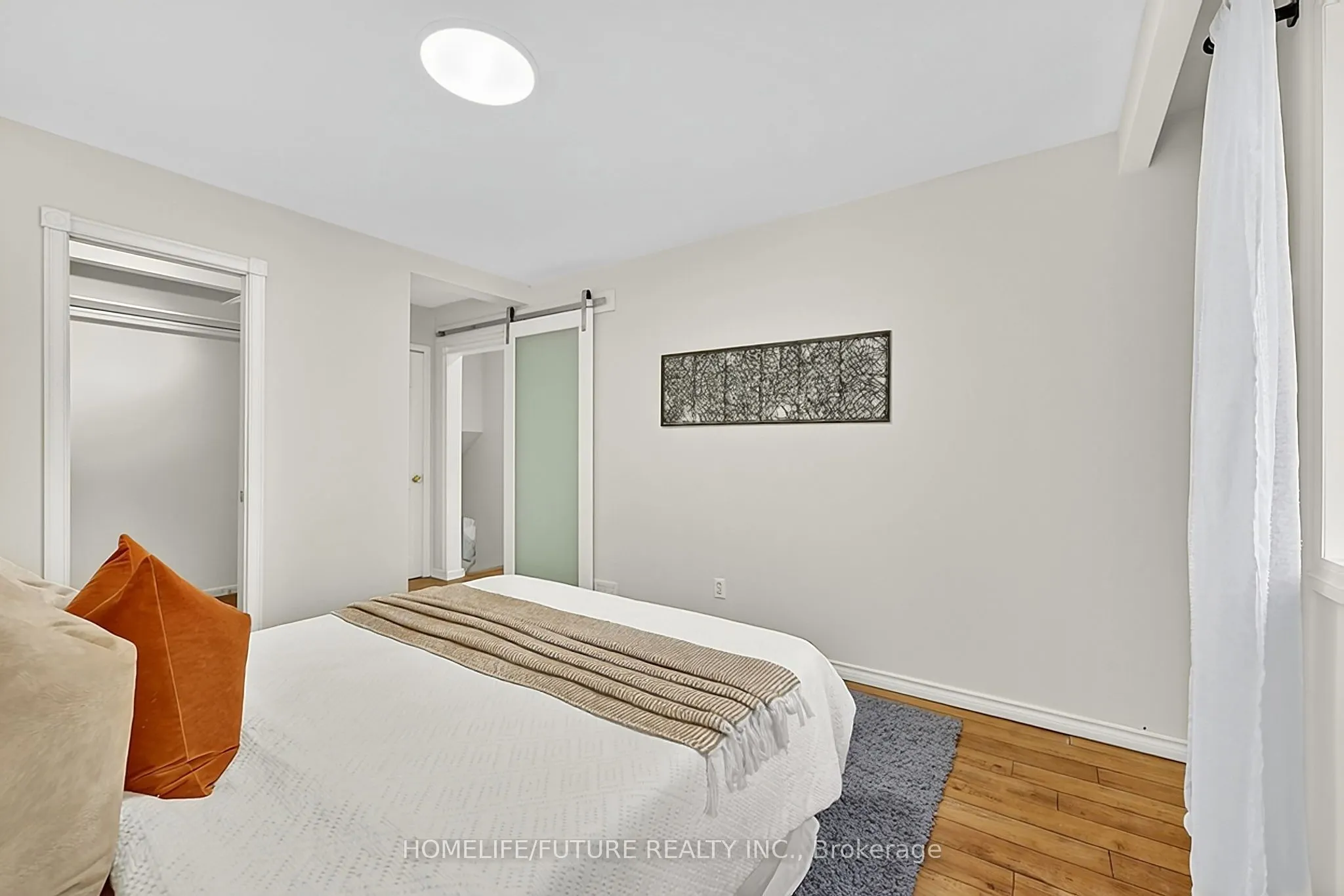 18 Ivan Road
