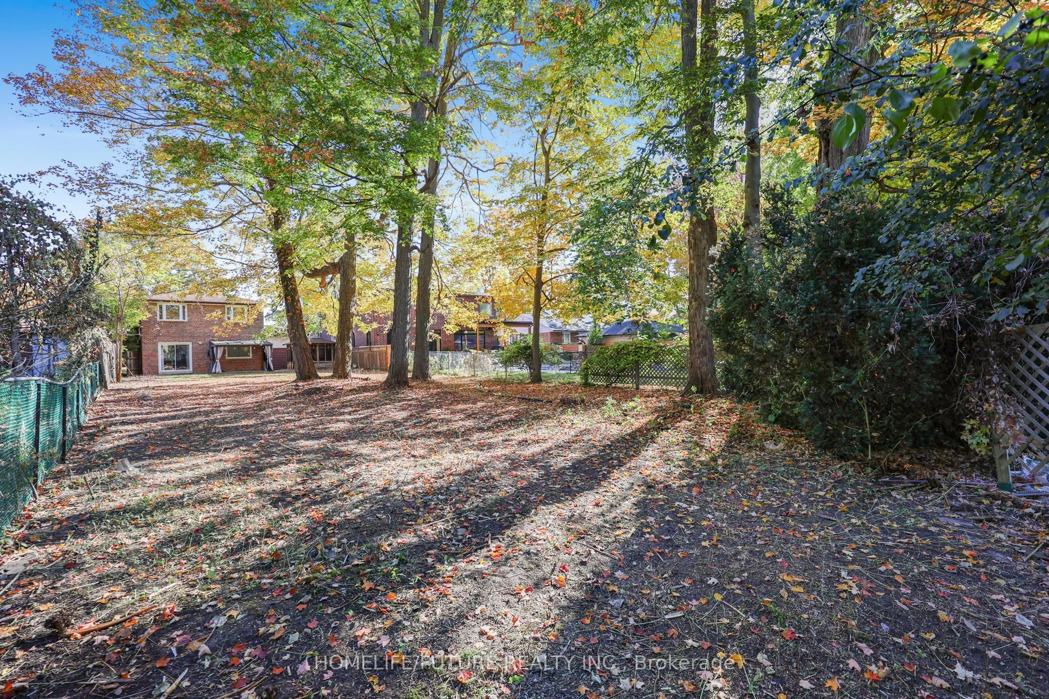 18 Ivan Road