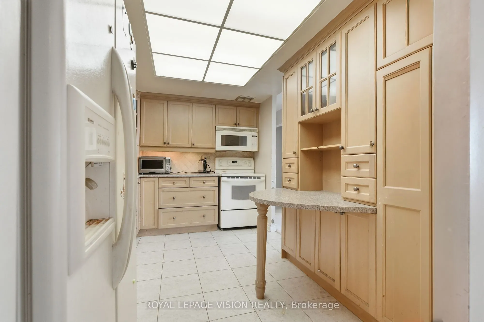 10 Dean Park Road #319