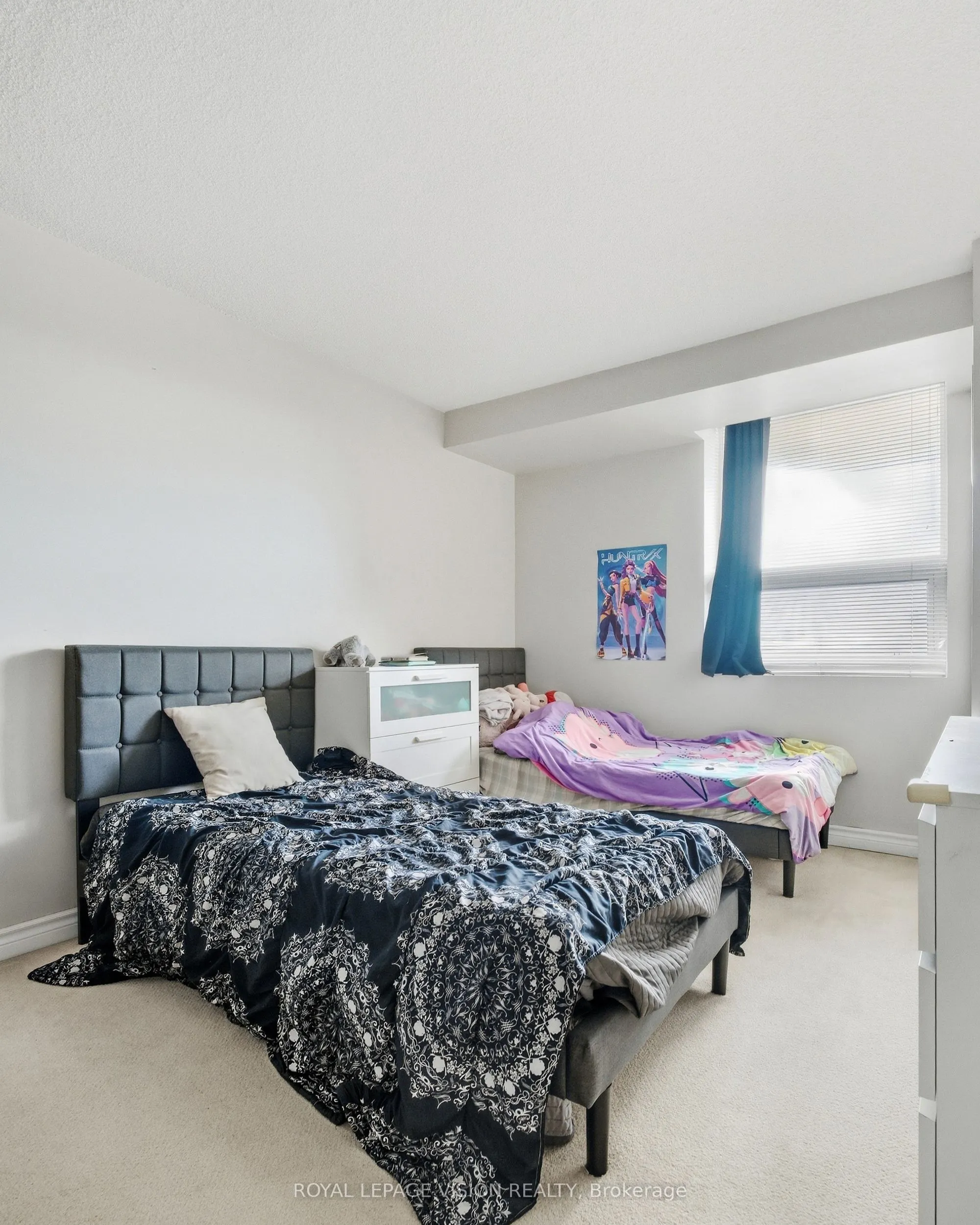 10 Dean Park Road #319