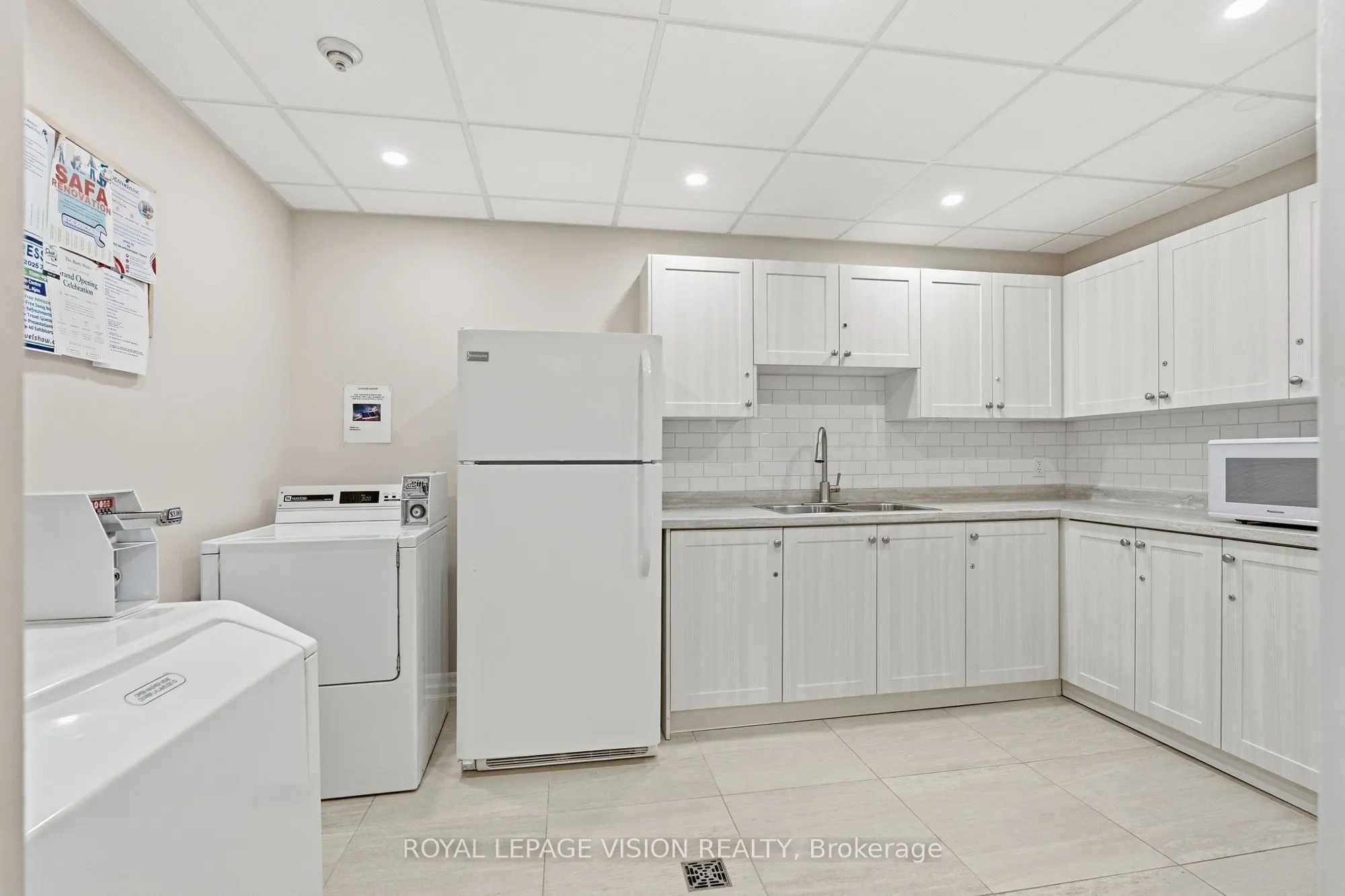 10 Dean Park Road #319