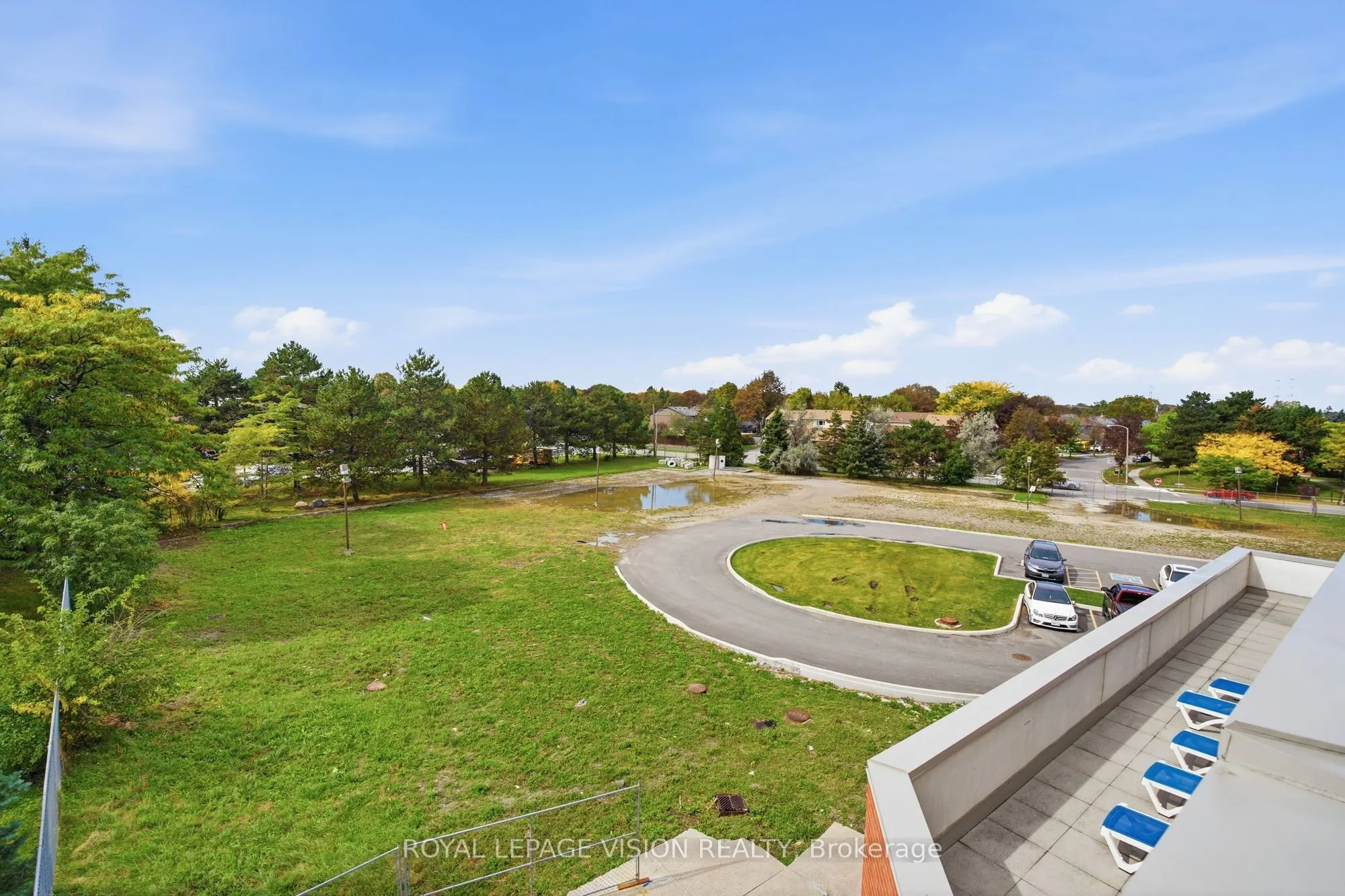 10 Dean Park Road #319