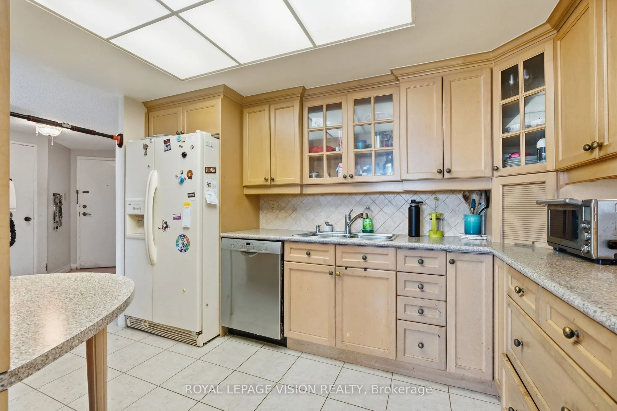 10 Dean Park Road #319