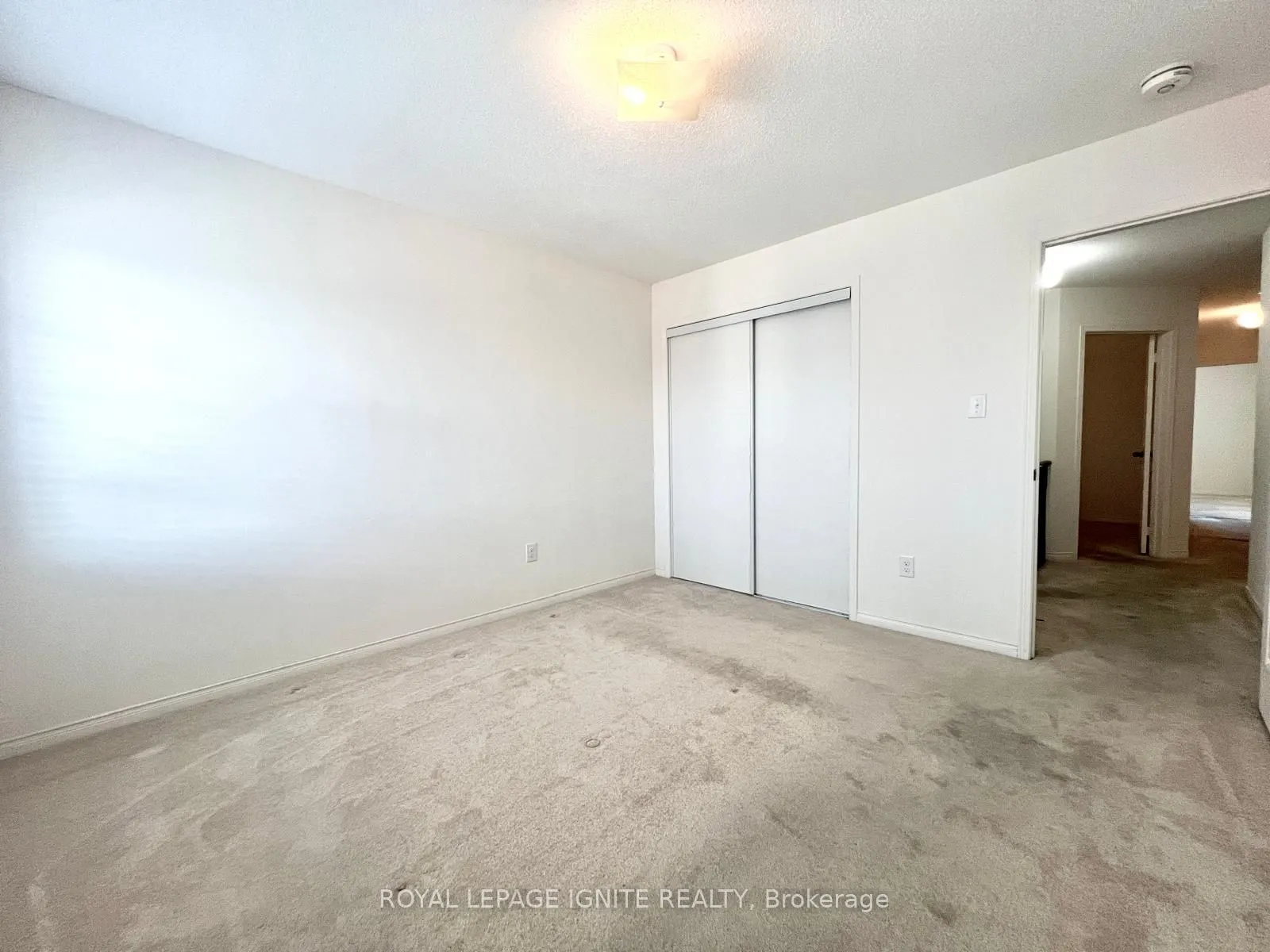 33 Ainsbury Avenue