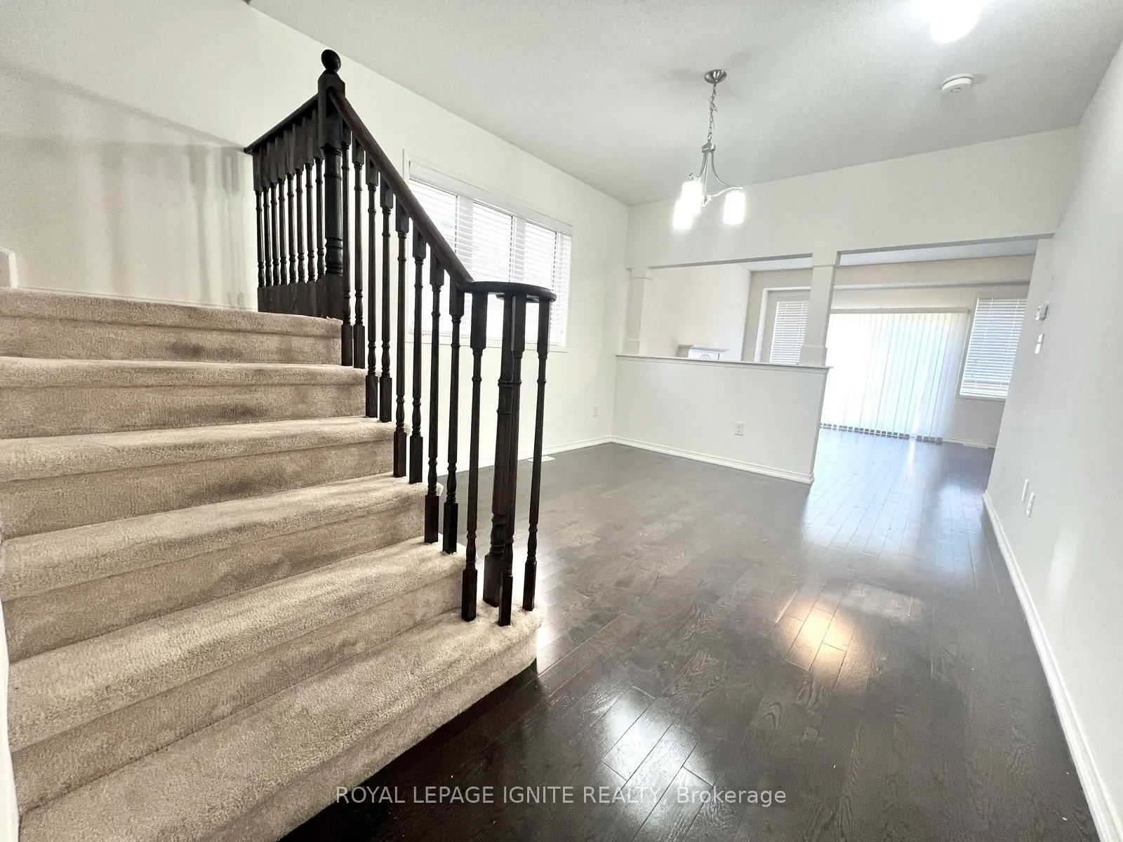 33 Ainsbury Avenue