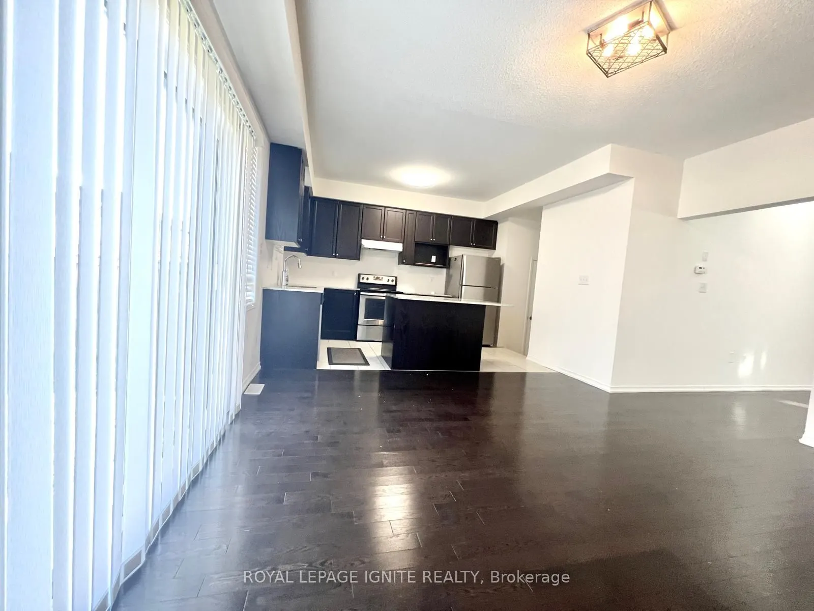 33 Ainsbury Avenue