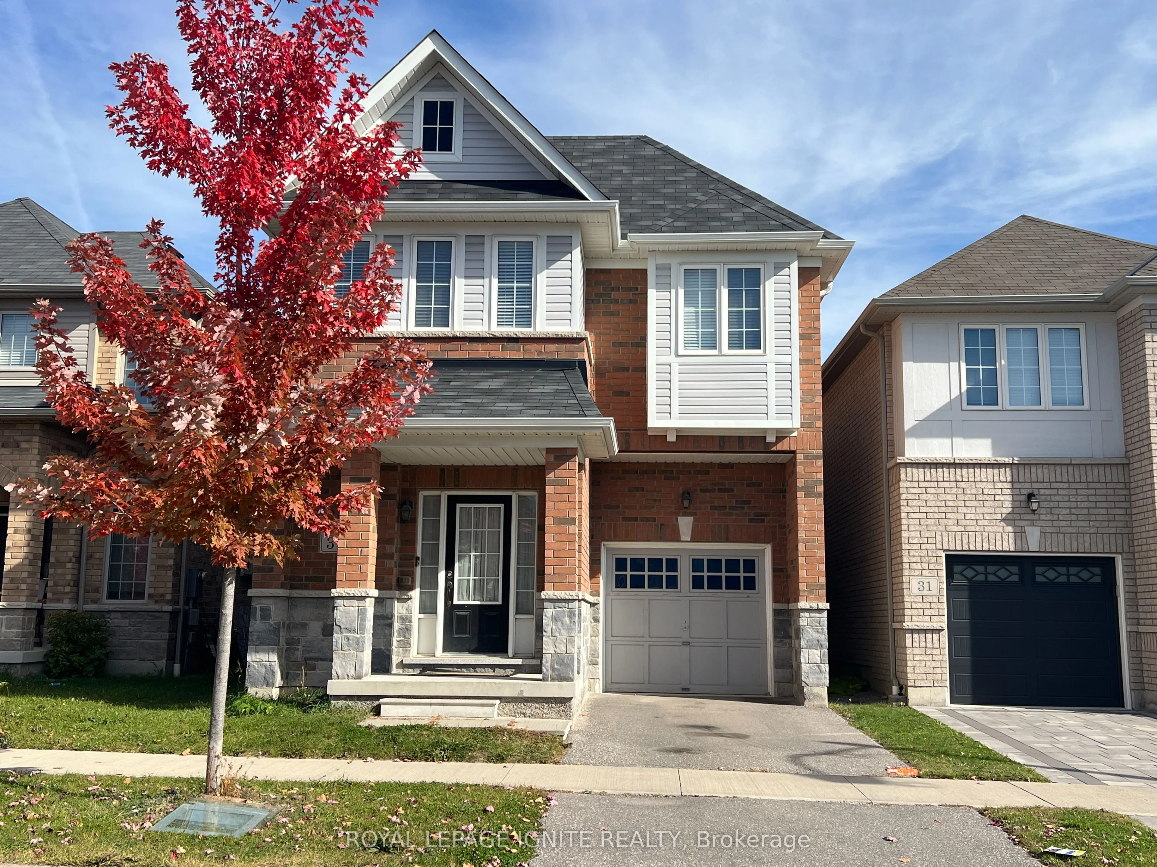 33 Ainsbury Avenue