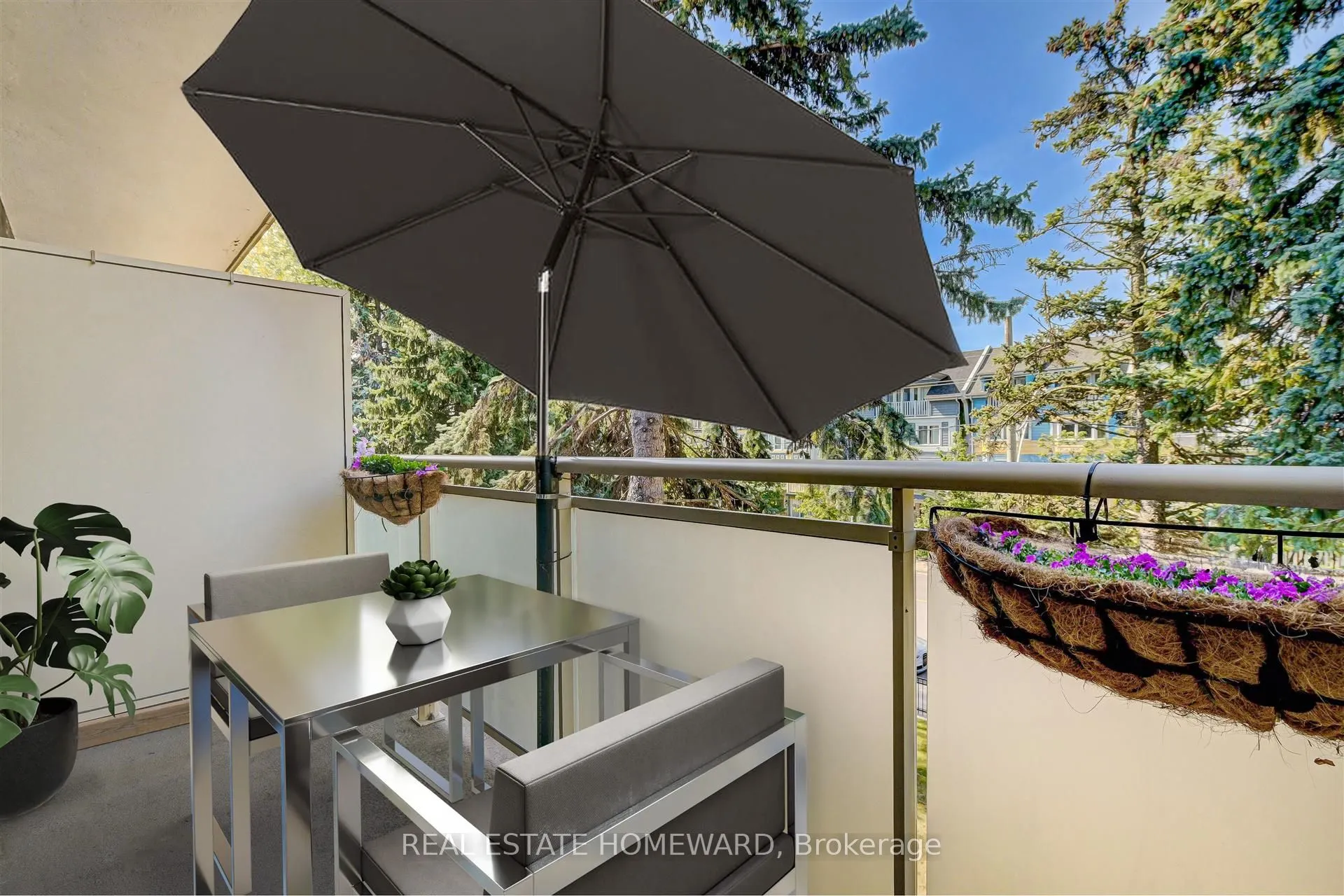 123 Woodbine Avenue #322