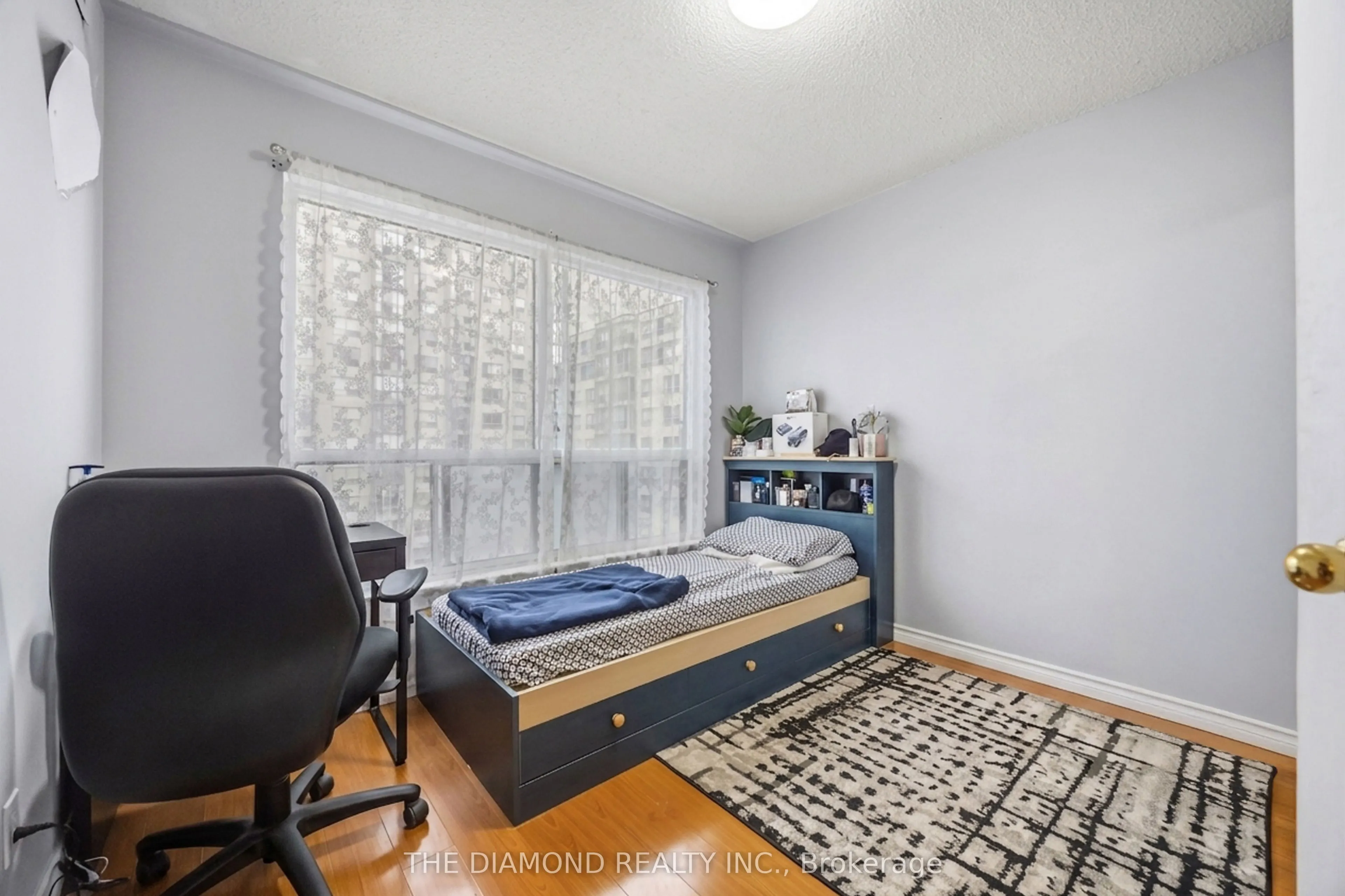 2550 Lawrence Avenue E #816
