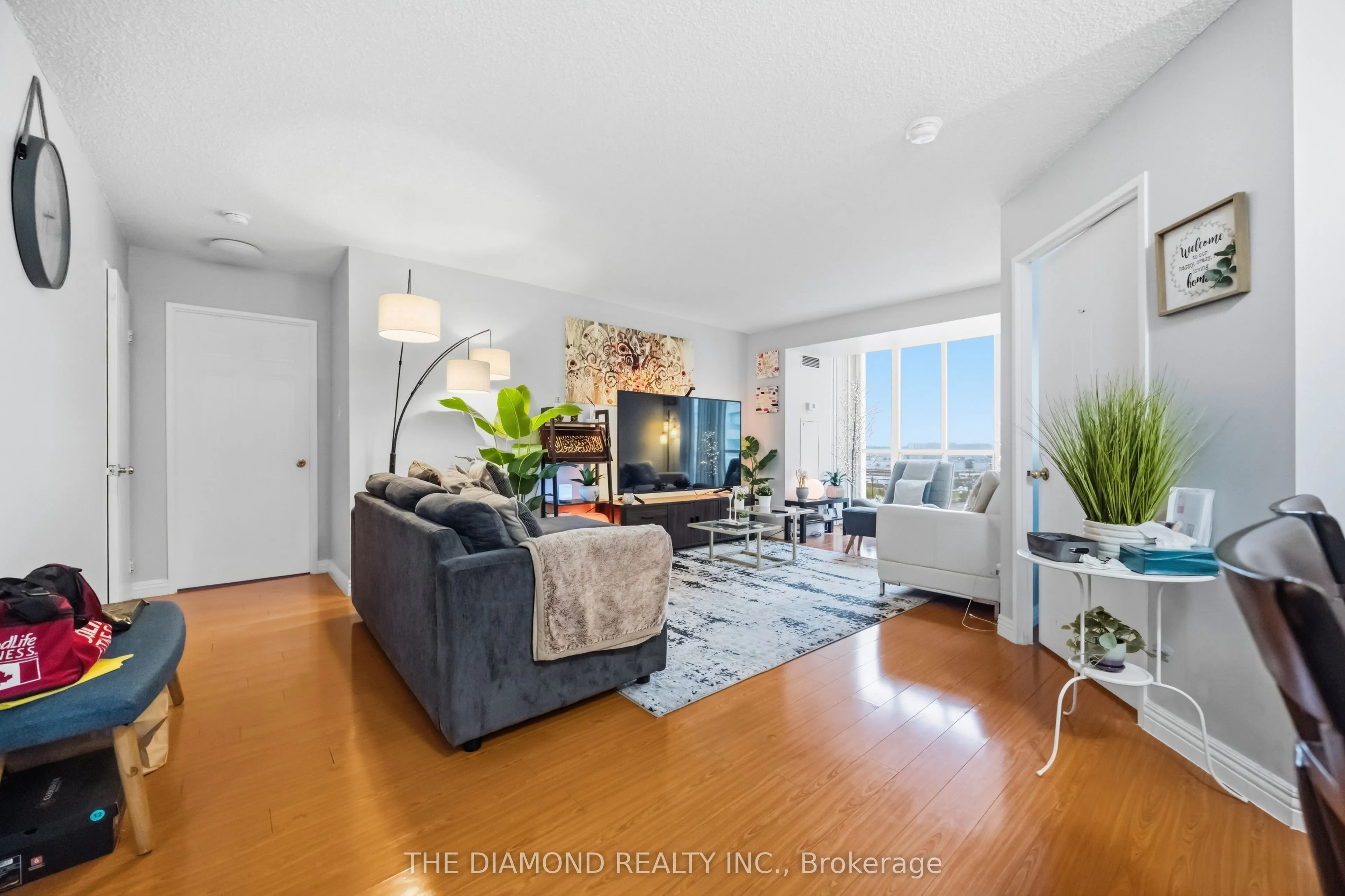 2550 Lawrence Avenue E #816