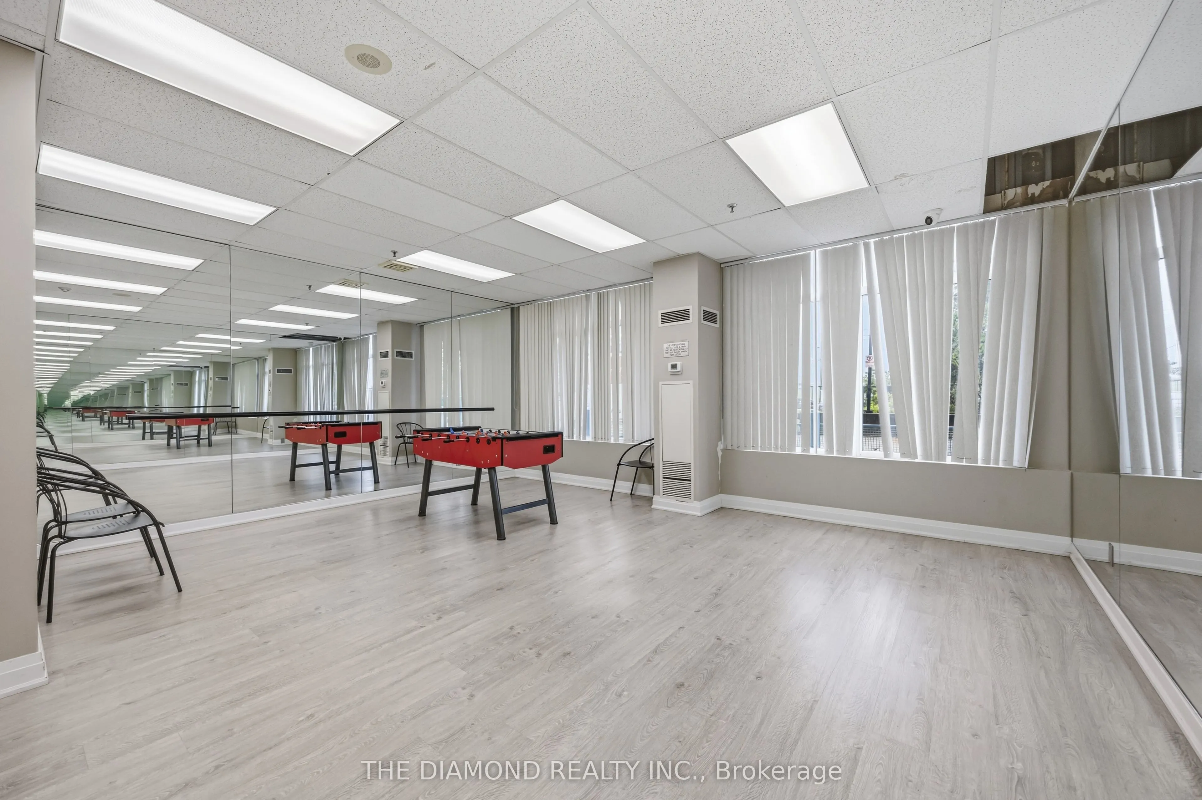 2550 Lawrence Avenue E #816