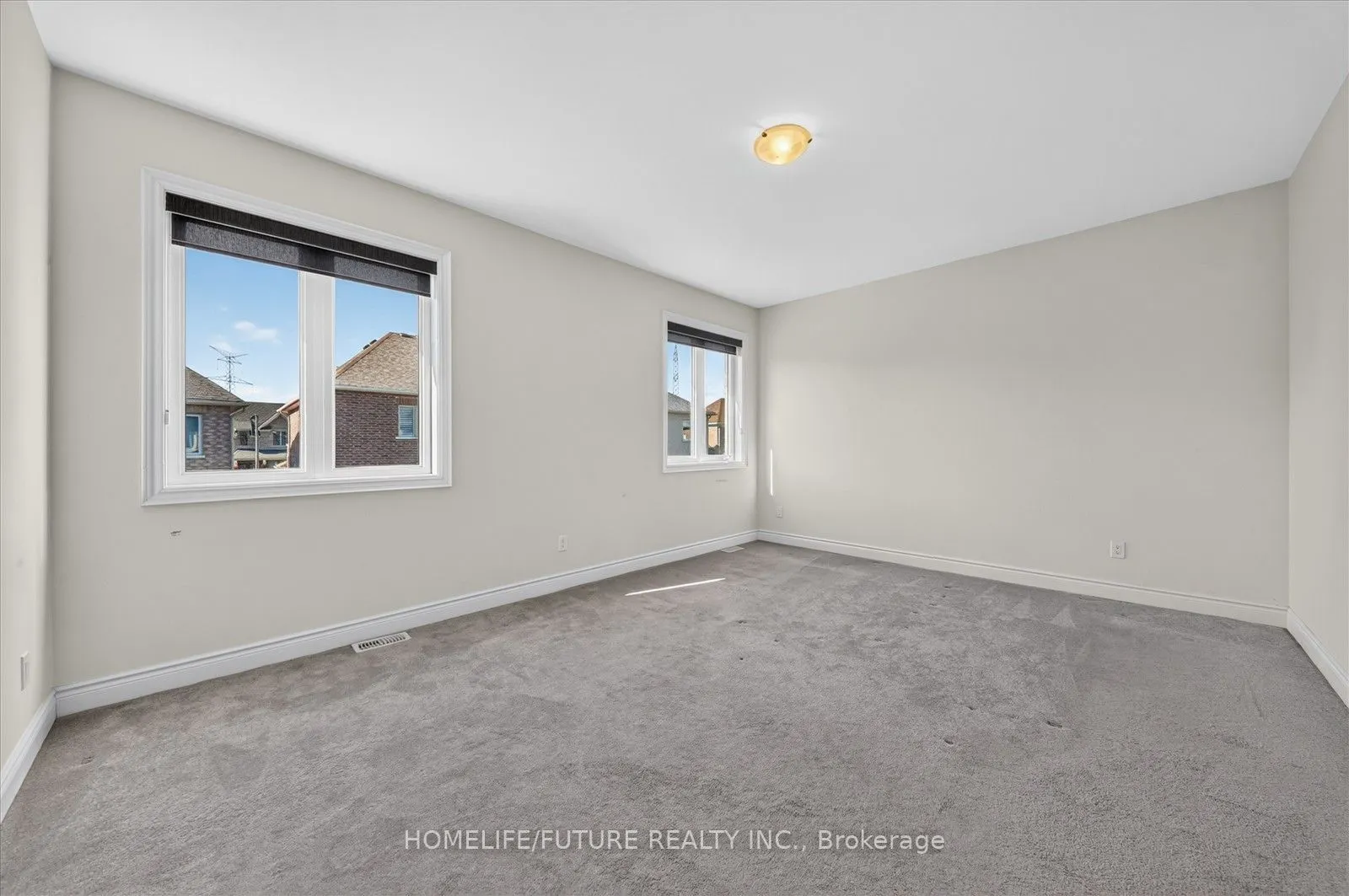 2548 Bandsman Crescent