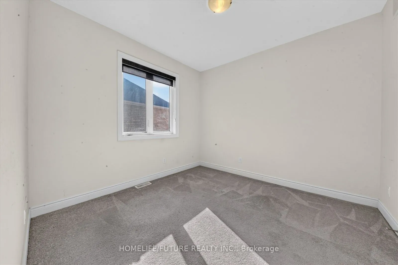 2548 Bandsman Crescent