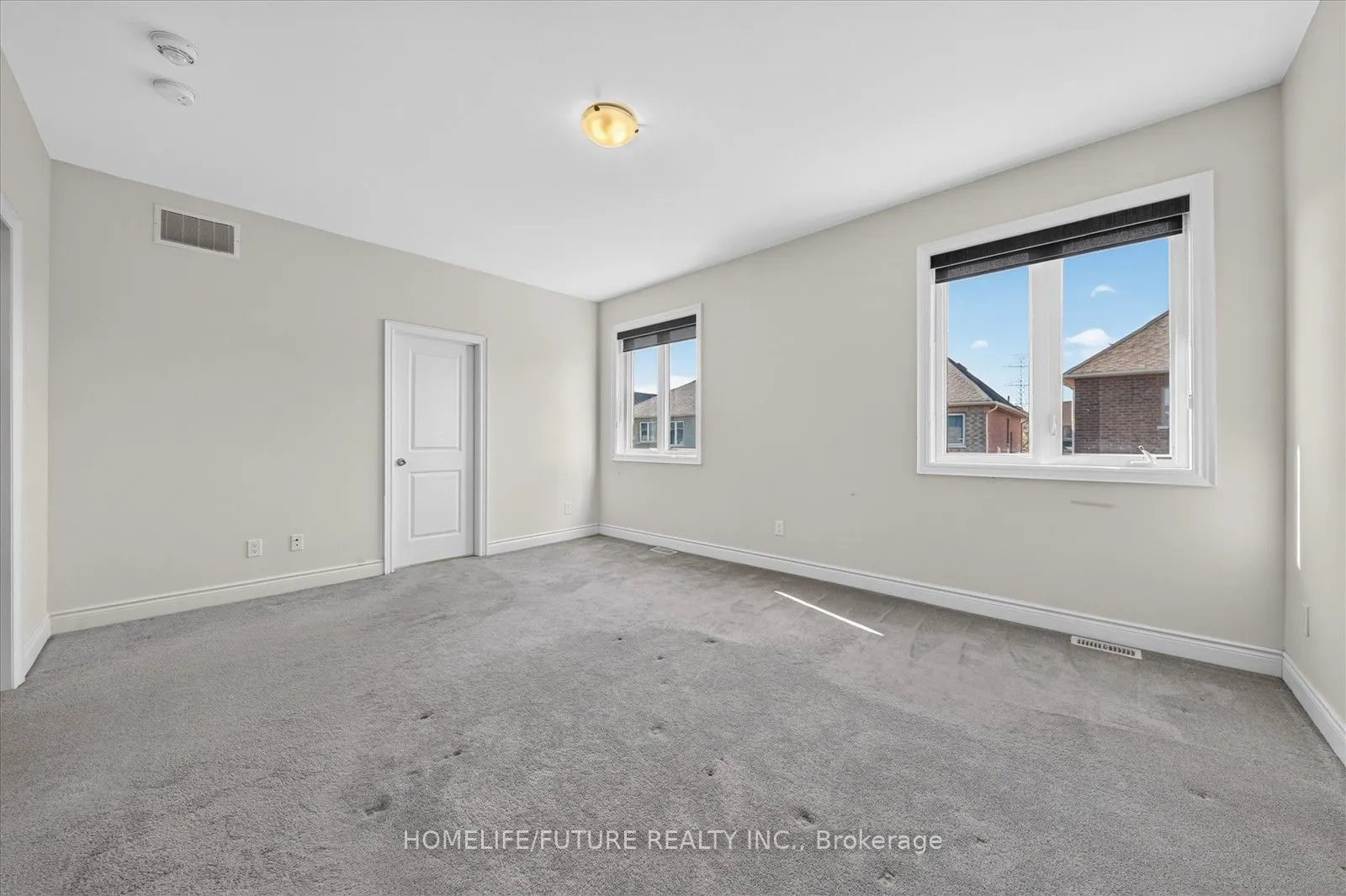 2548 Bandsman Crescent