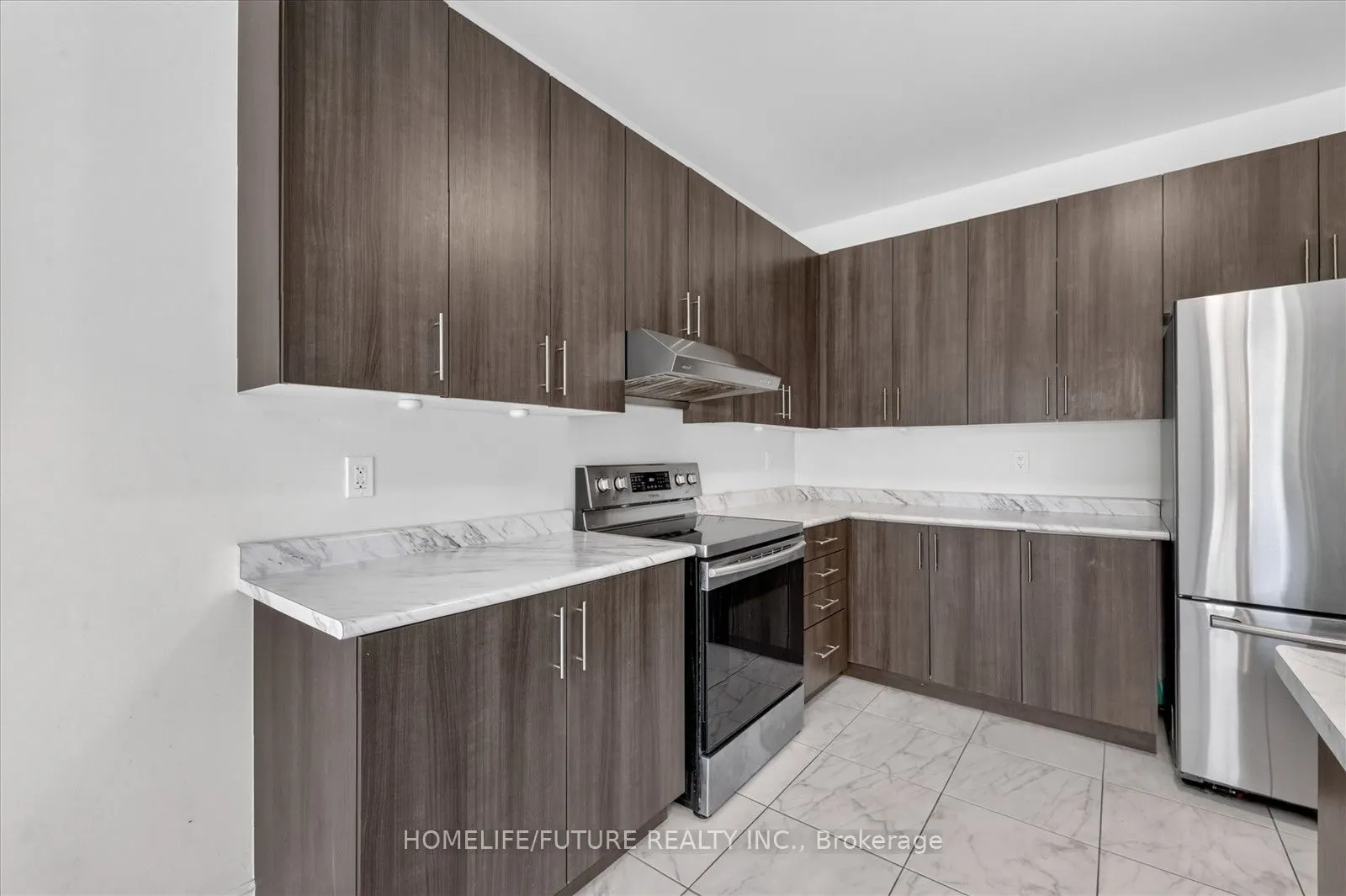 2548 Bandsman Crescent