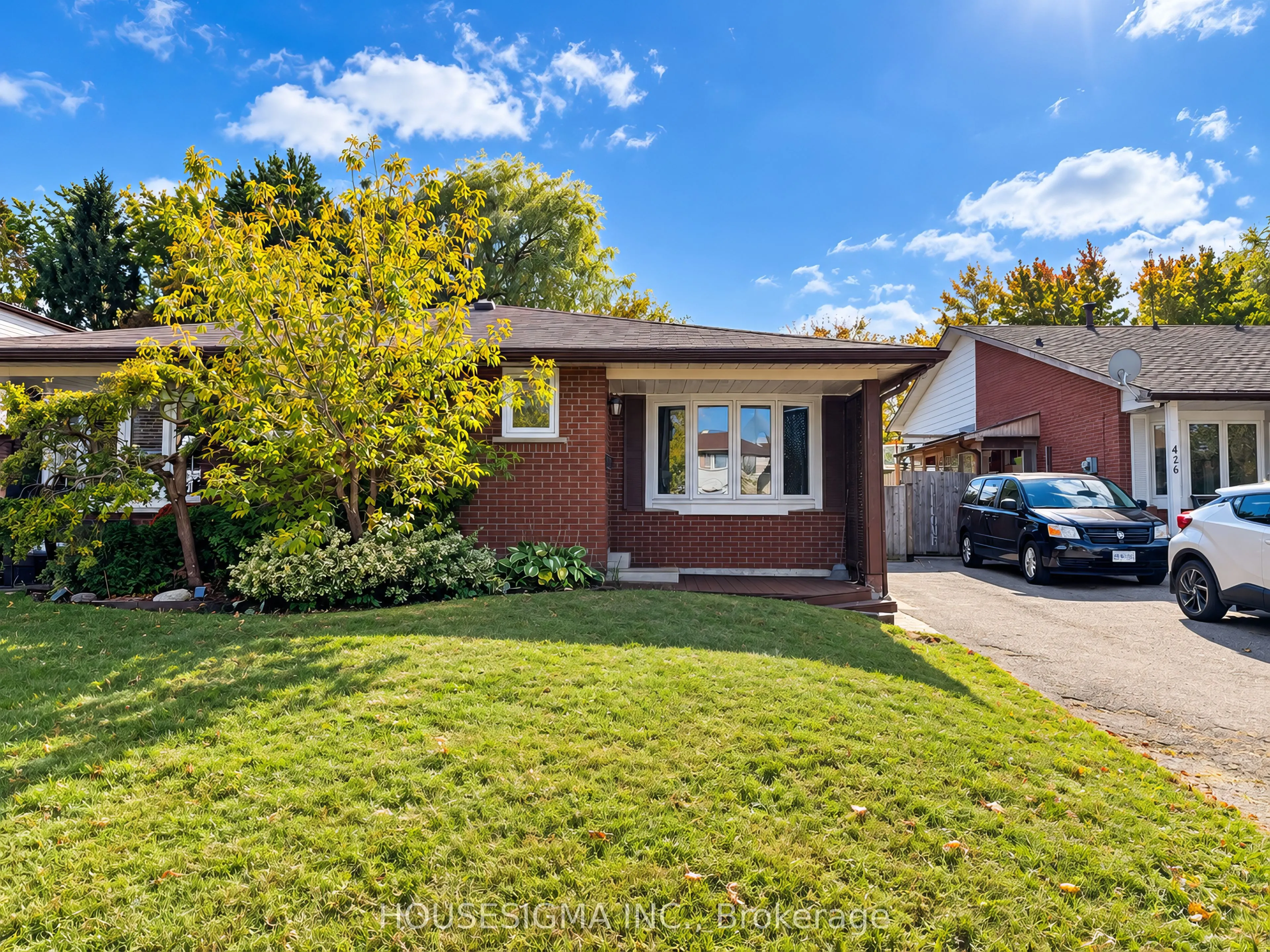 430 Harcourt Drive