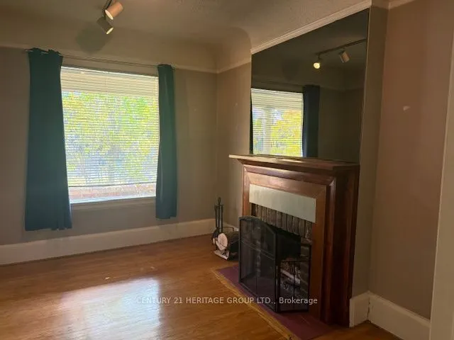 16 Sparkhall Avenue