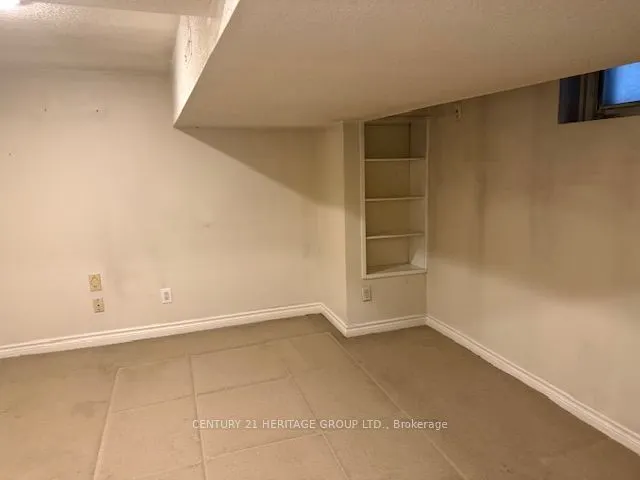 16 Sparkhall Avenue