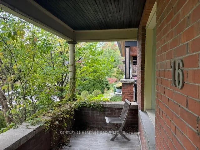 16 Sparkhall Avenue