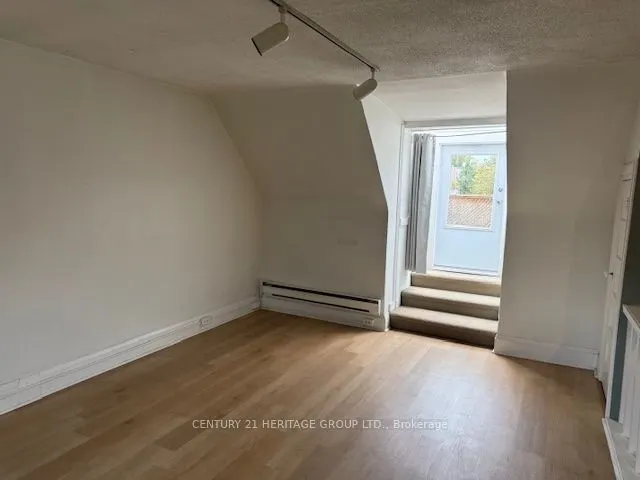 16 Sparkhall Avenue