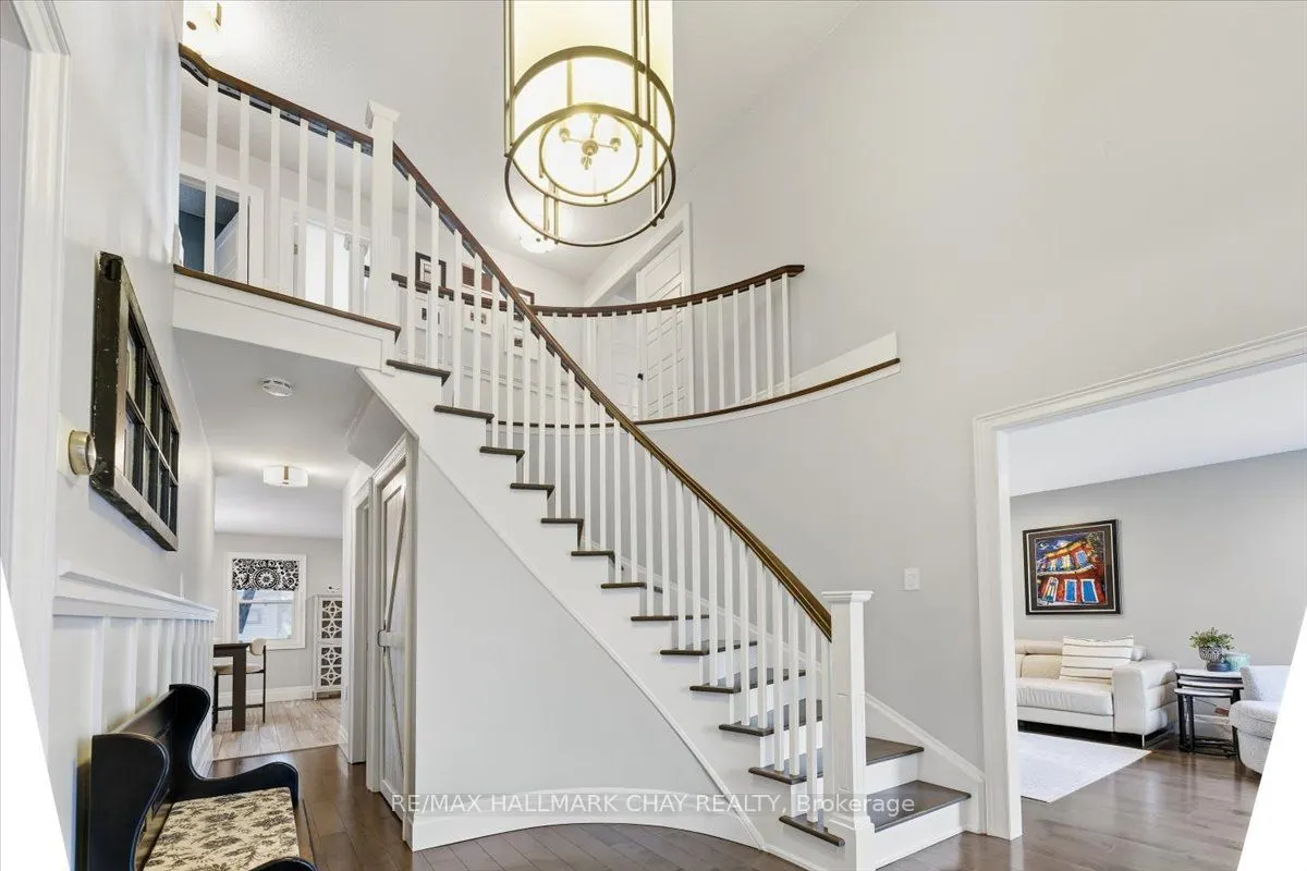 5 Draper Court