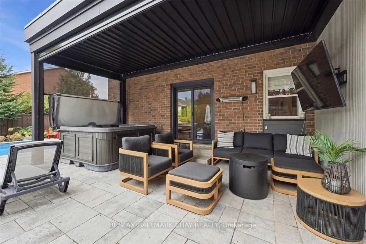 5 Draper Court
