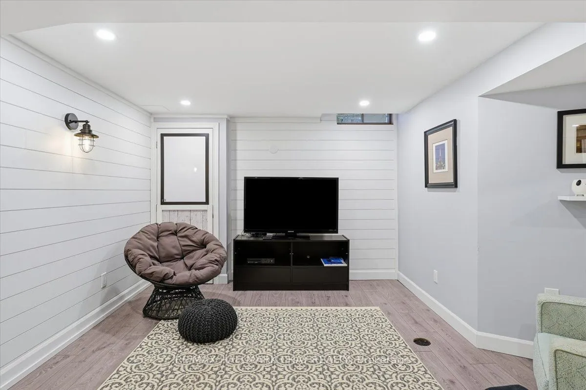 5 Draper Court