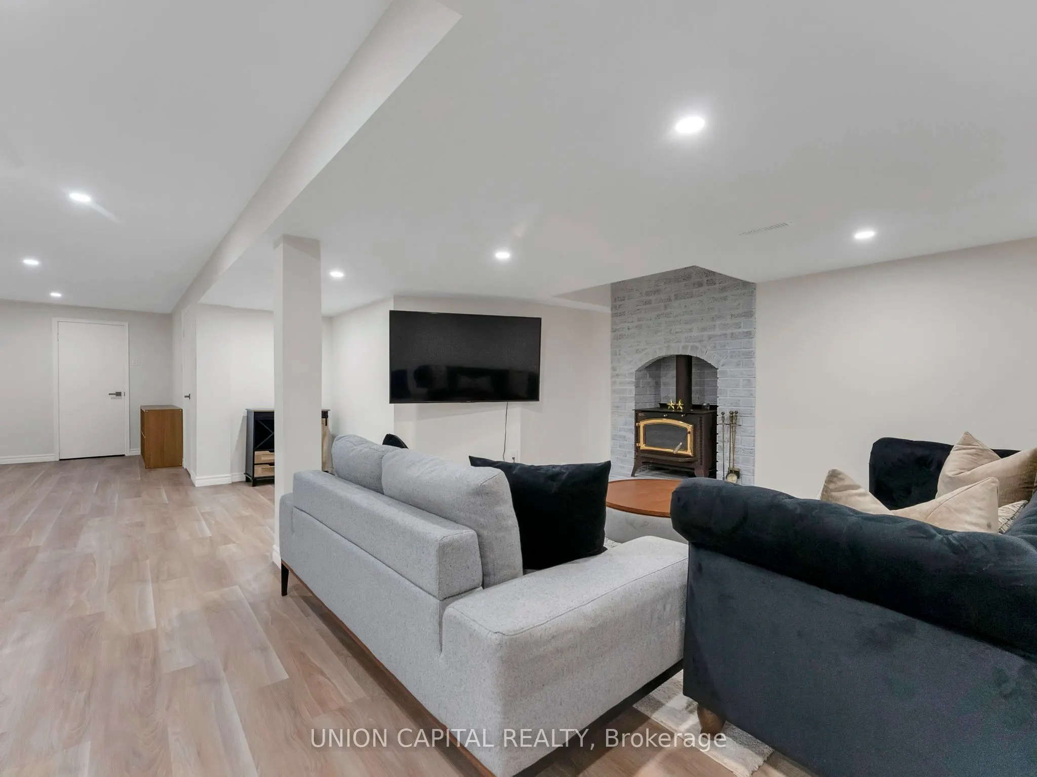 772 Pebble Court