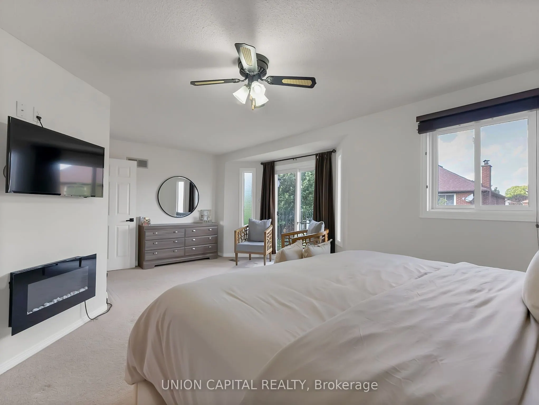 772 Pebble Court