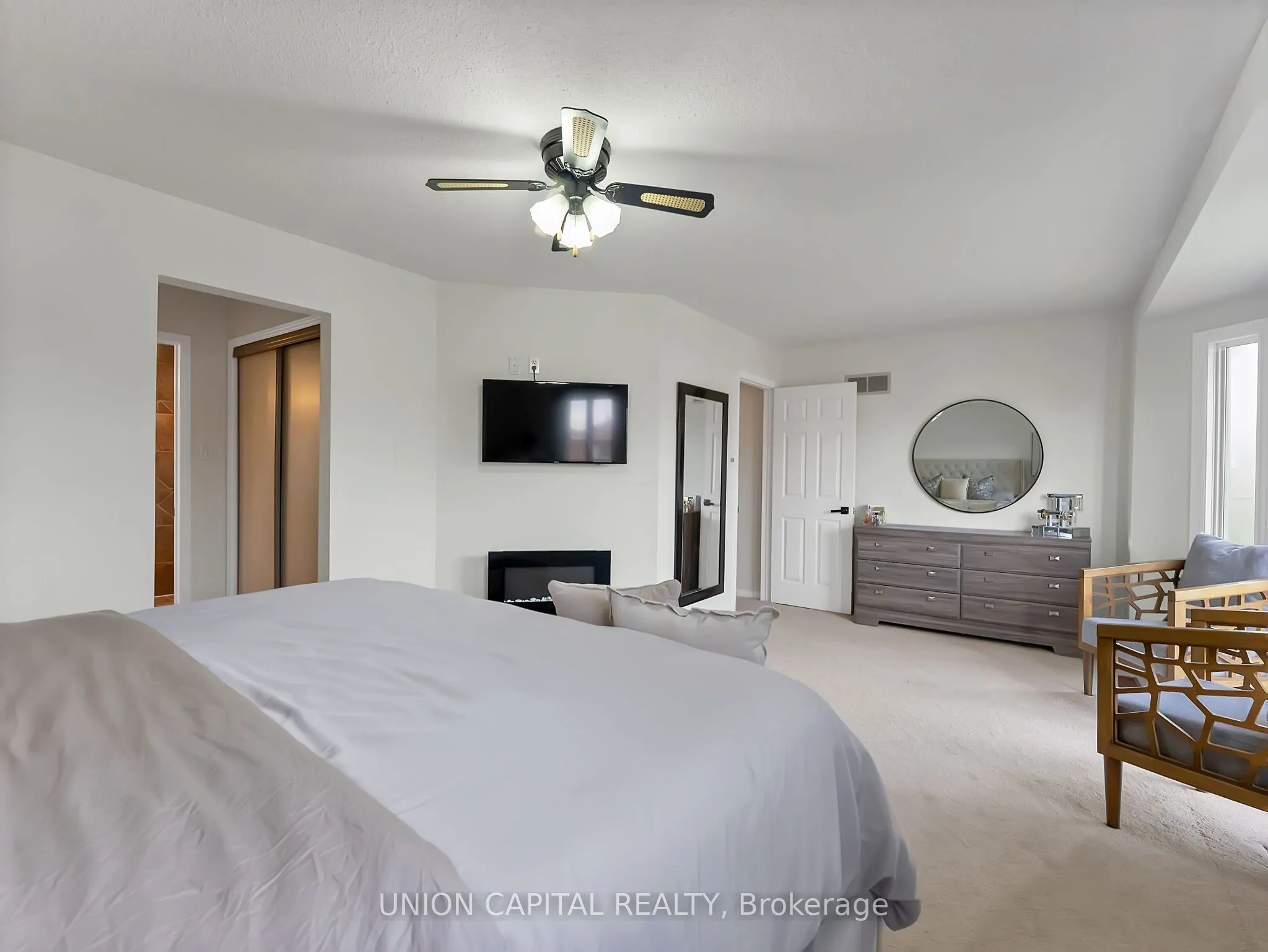 772 Pebble Court