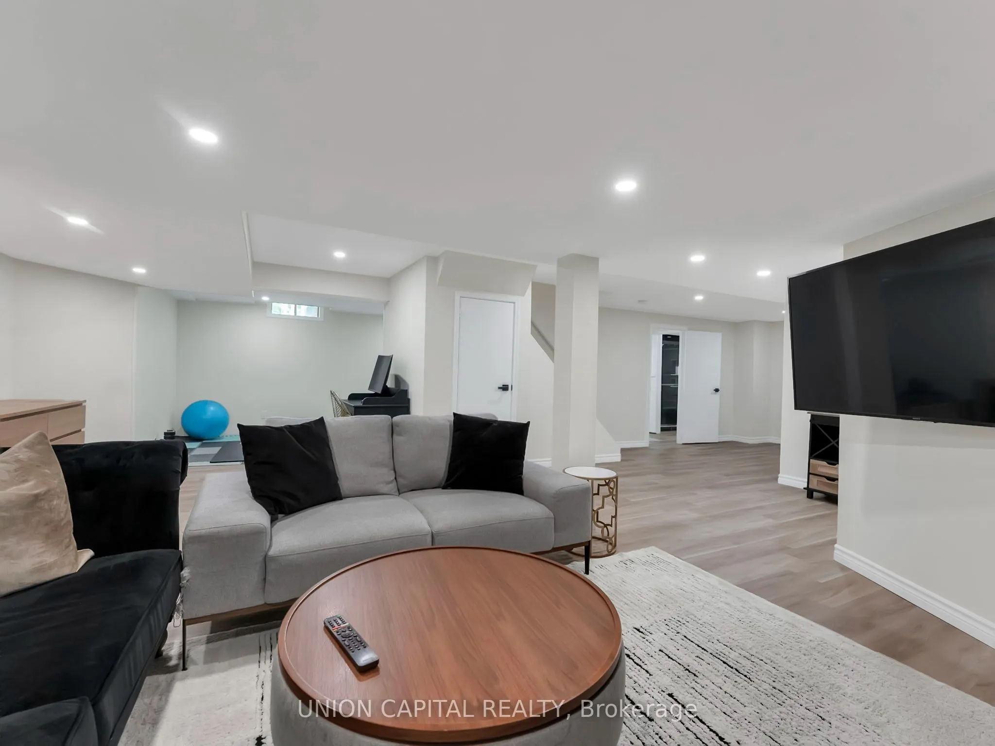 772 Pebble Court