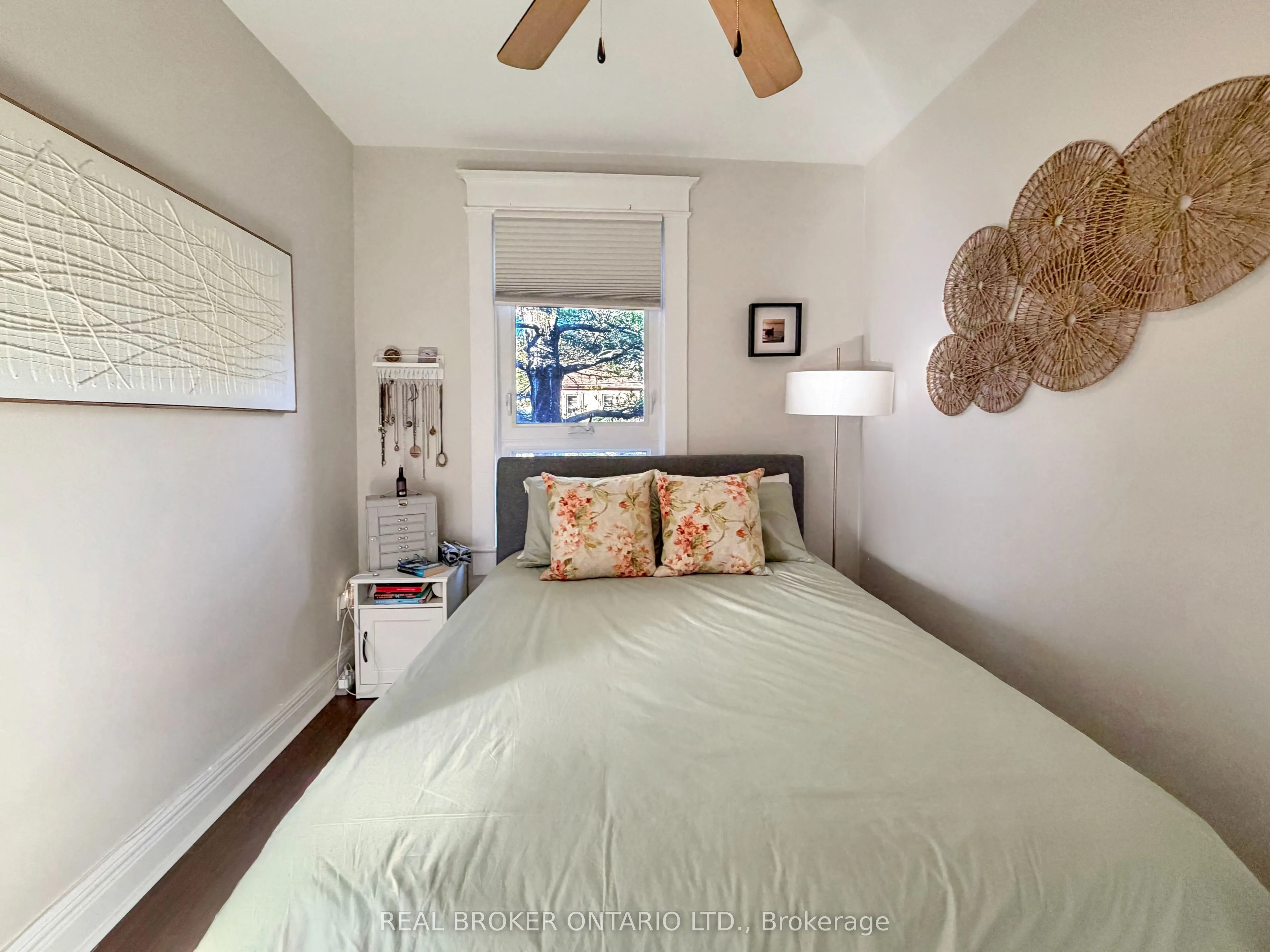 79 Blantyre Avenue #upper