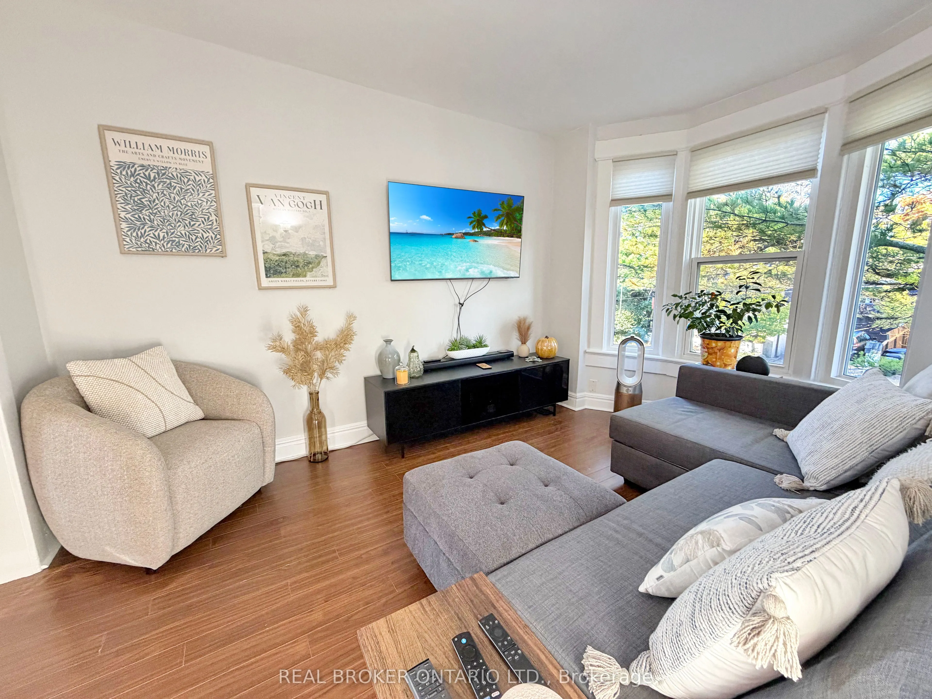 79 Blantyre Avenue #upper