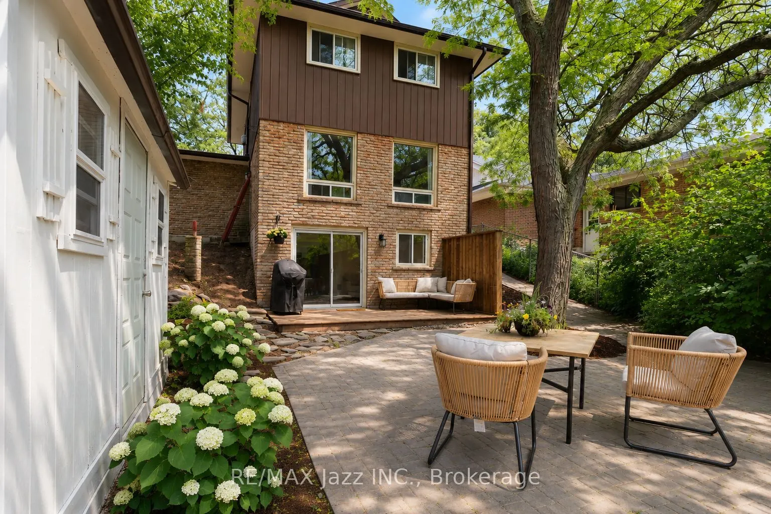 304 Annes Street