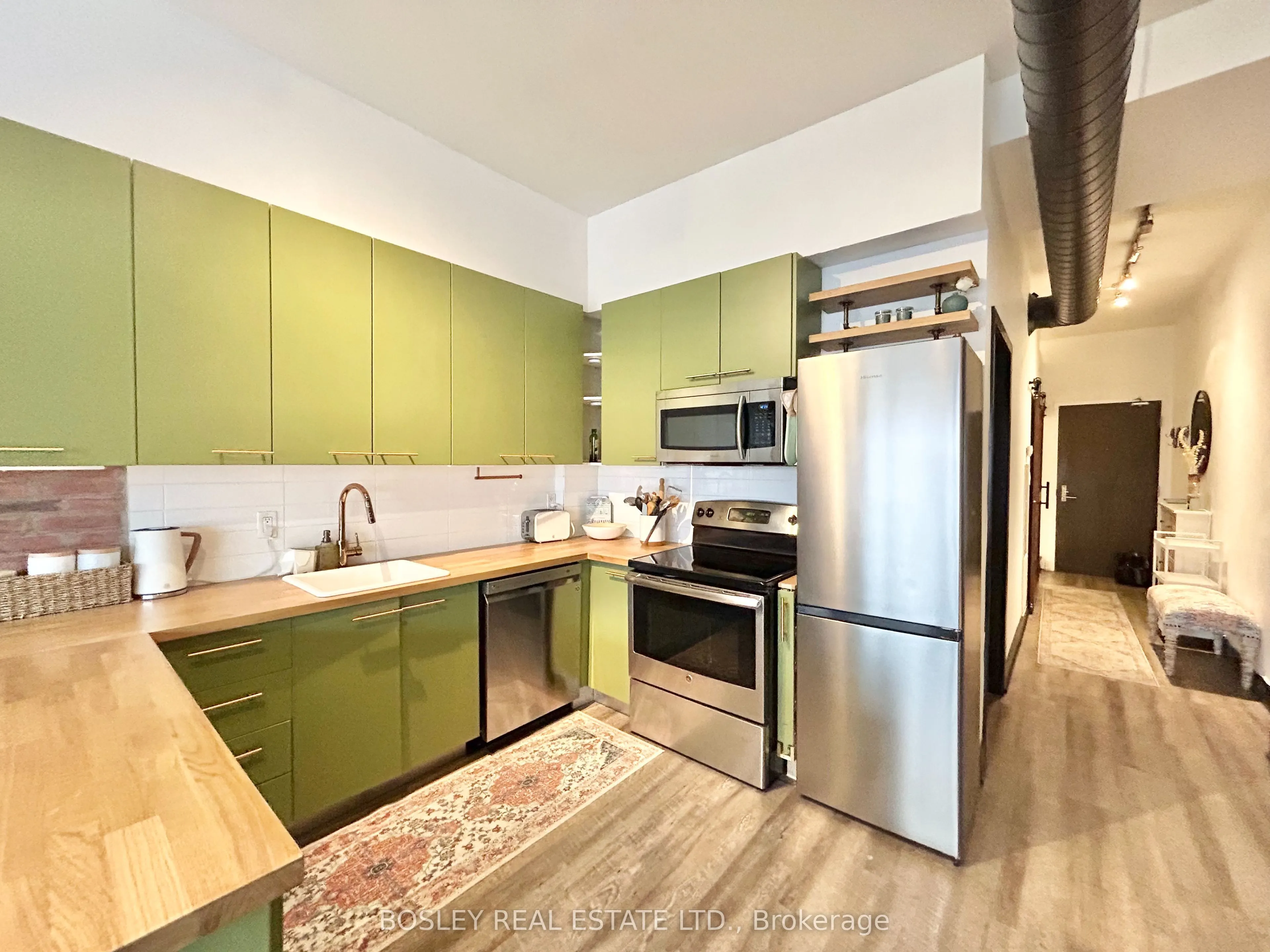 625 Queen Street #106