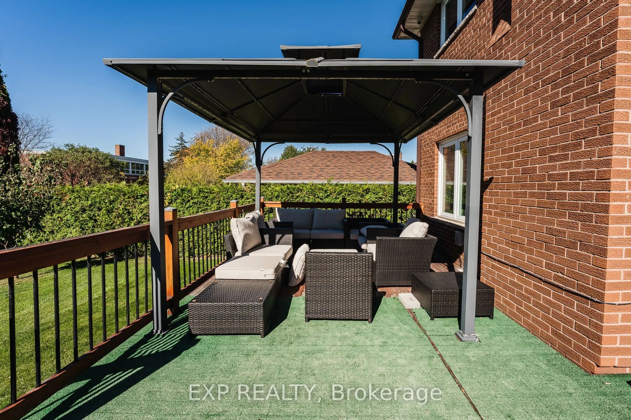 60 Gooderham Drive